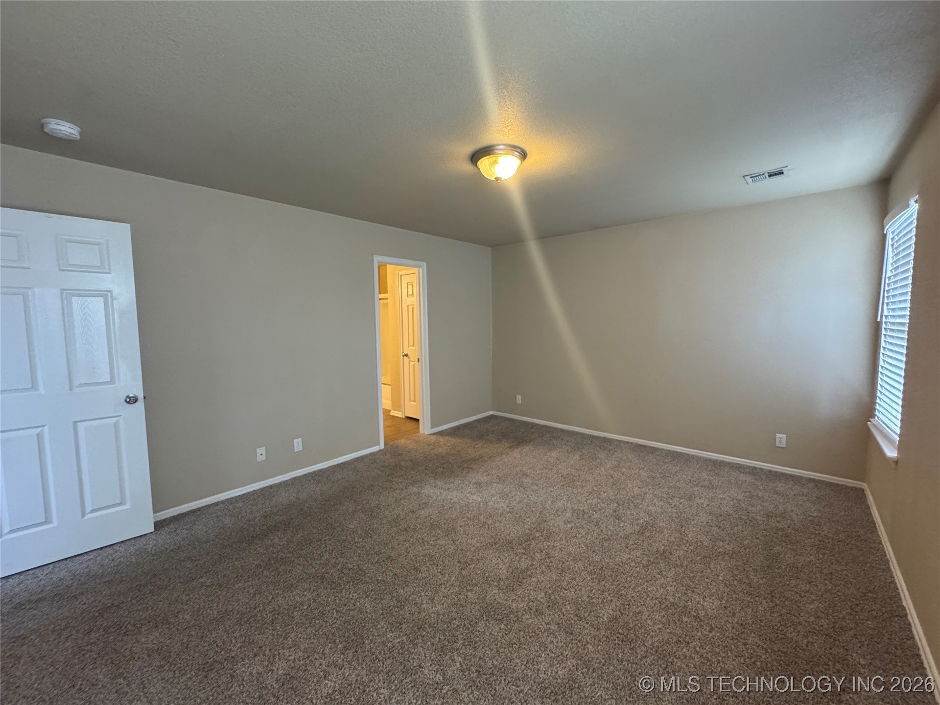 2125 E Concord Street North Property Photo 13