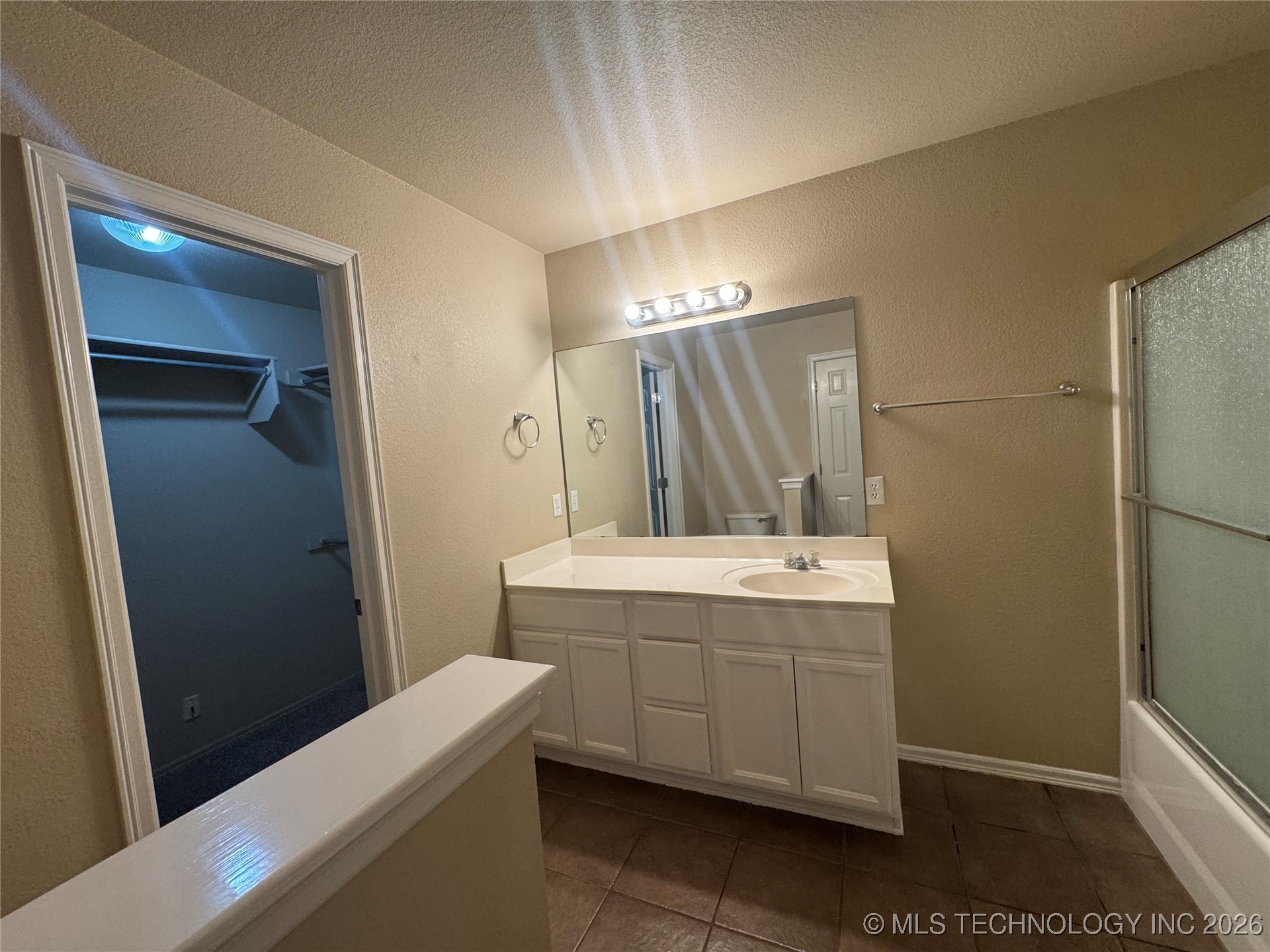 2125 E Concord Street North Property Photo 14