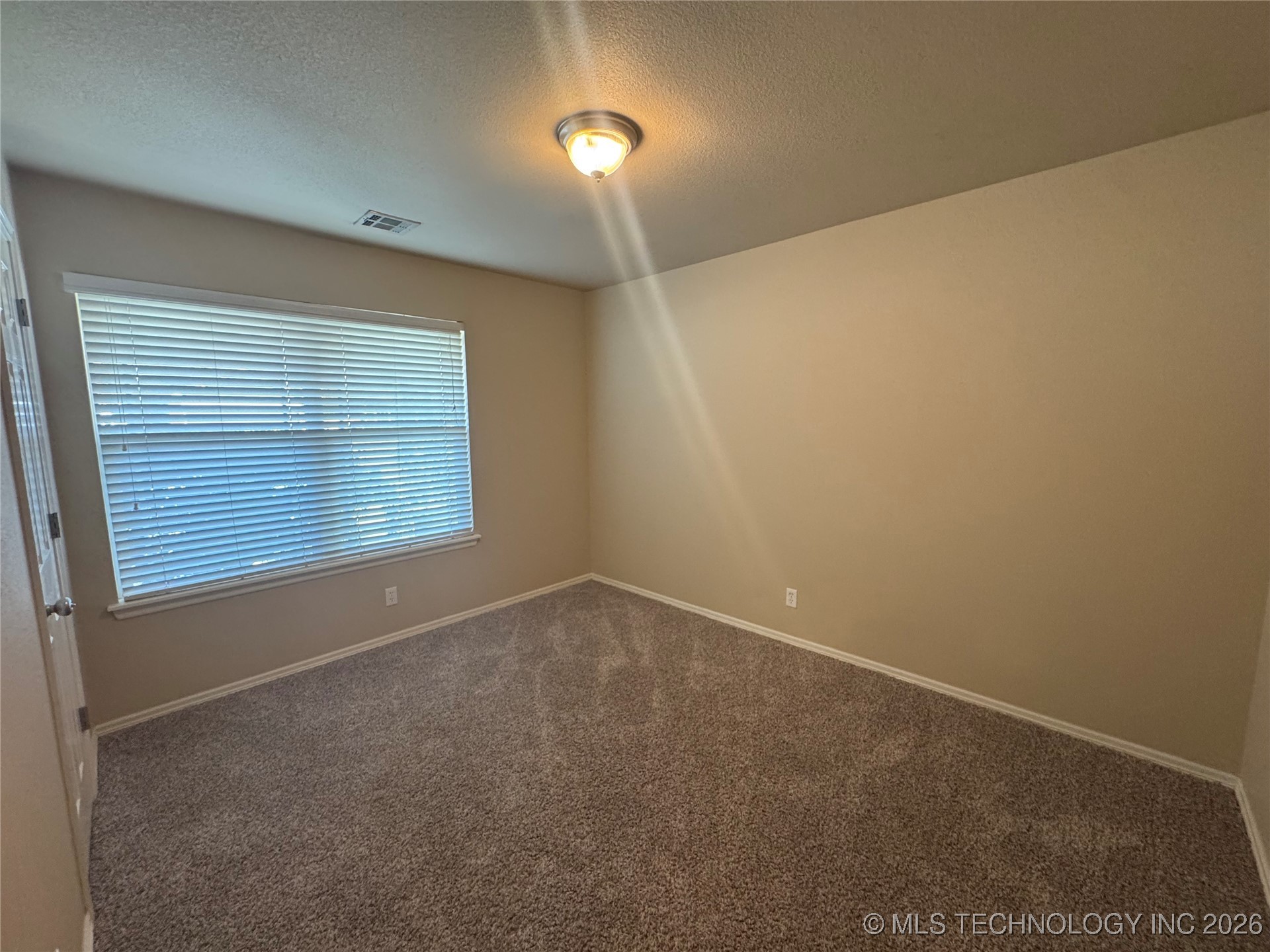 2125 E Concord Street North Property Photo 20