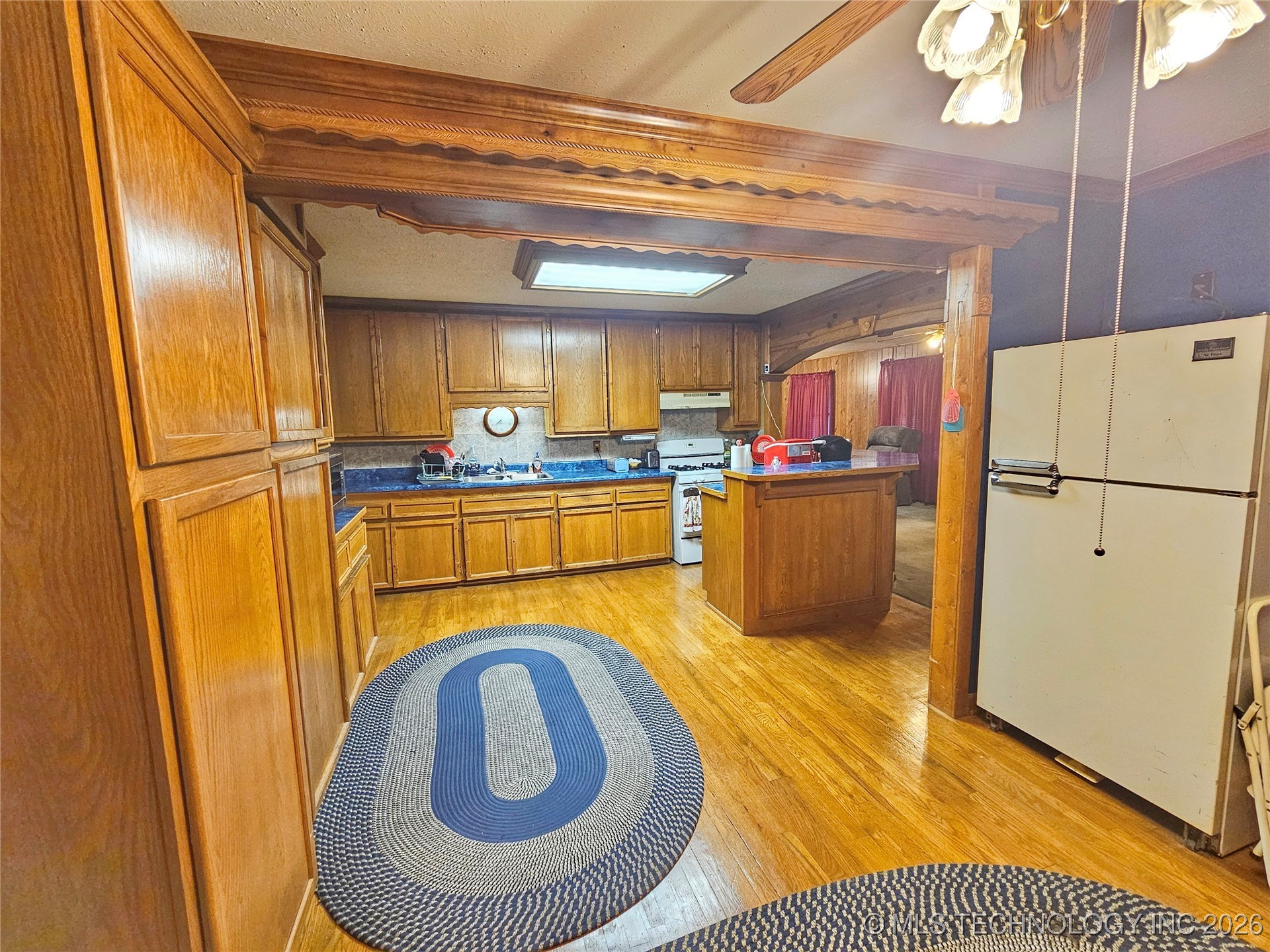 2149 N Delaware Place Property Photo 10