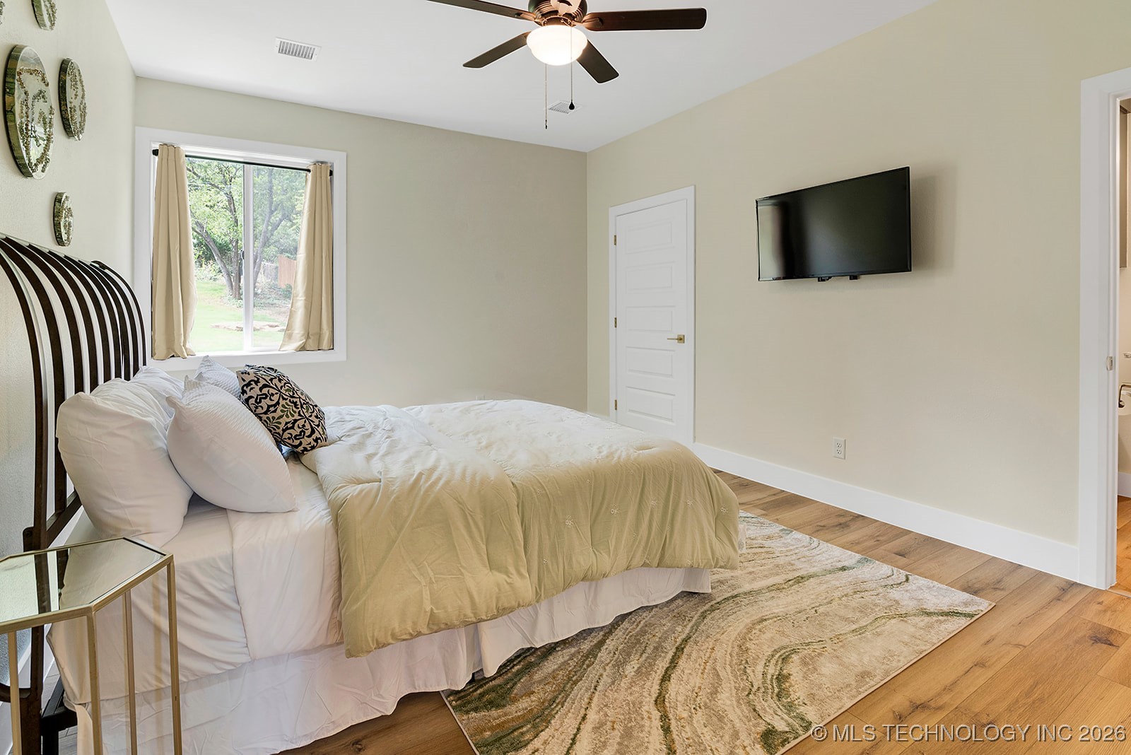 2602246 Property Photo 13