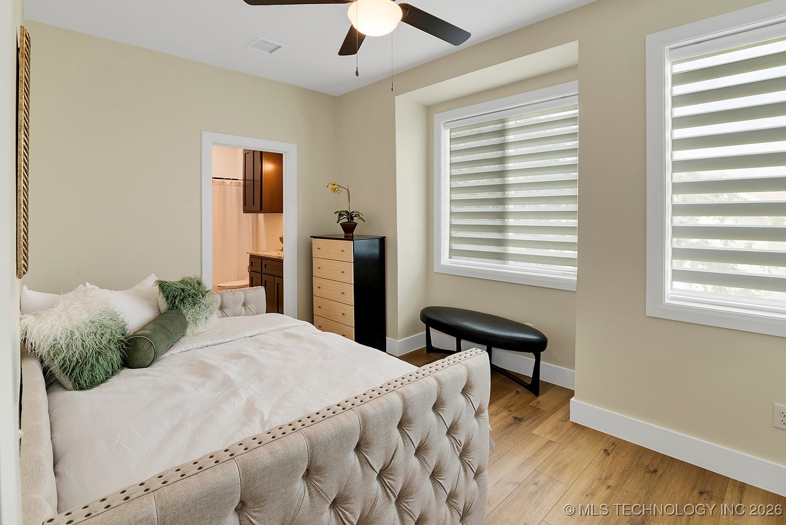 2602246 Property Photo 25