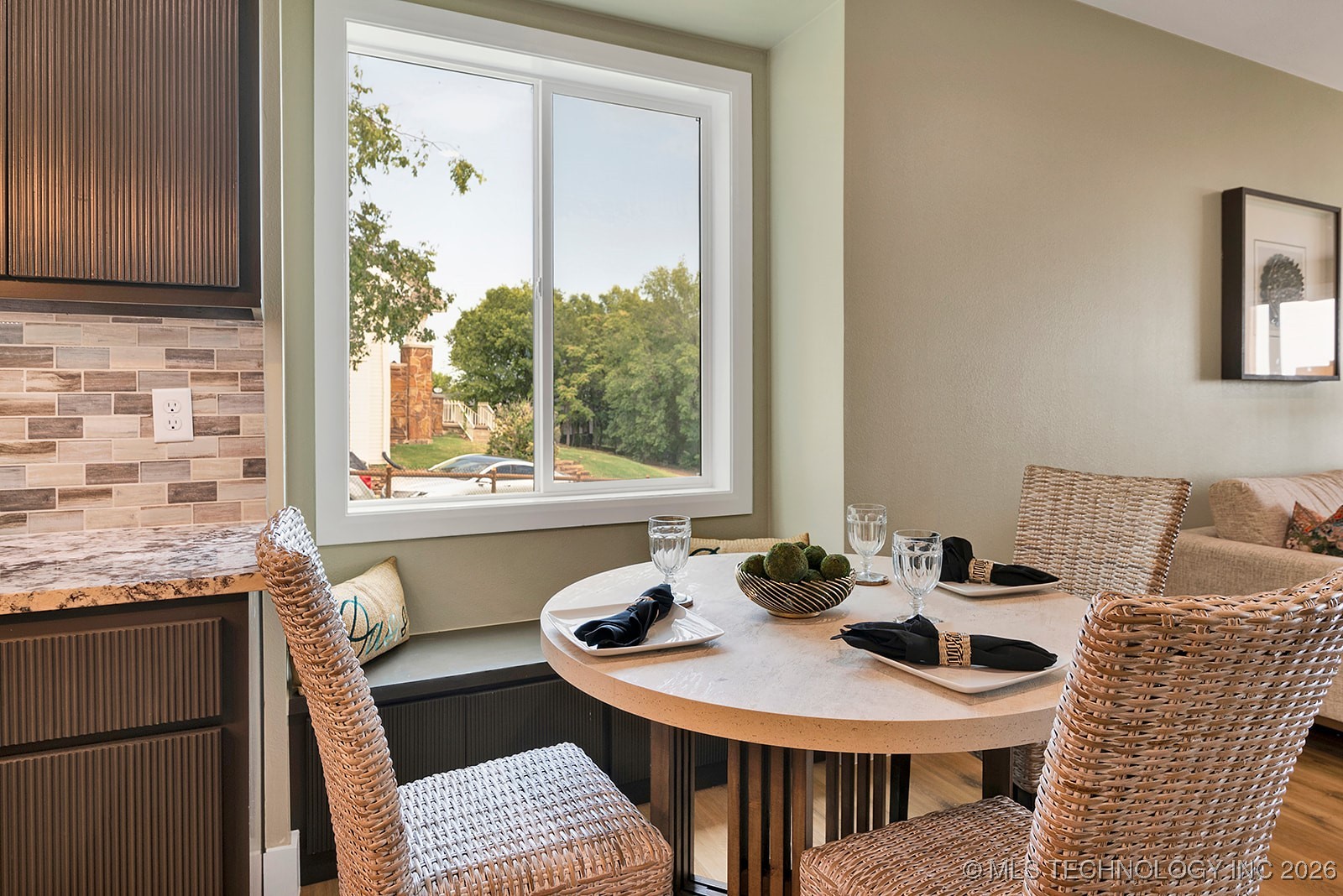 2602246 Property Photo 41