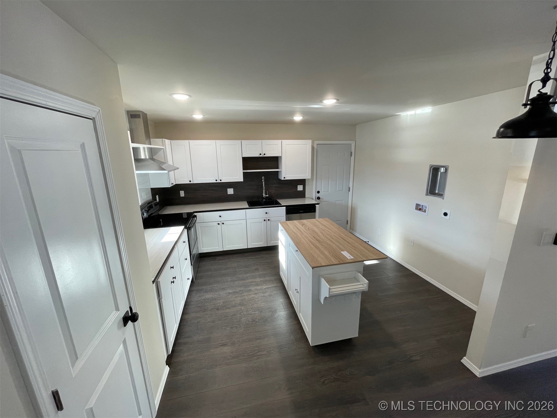 127 Birch Drive Property Photo 2