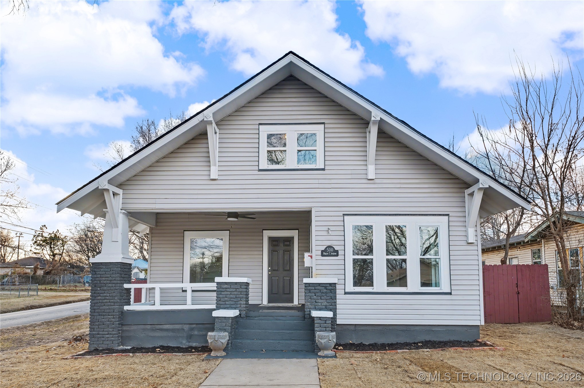 500 N C. Avenue Property Photo 1