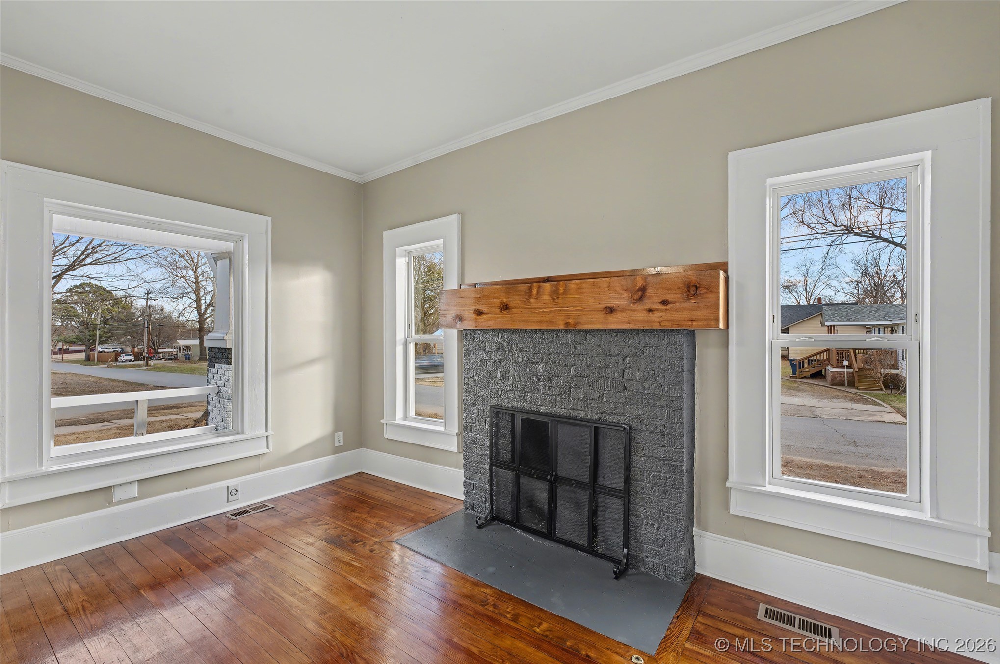 500 N C. Avenue Property Photo 7