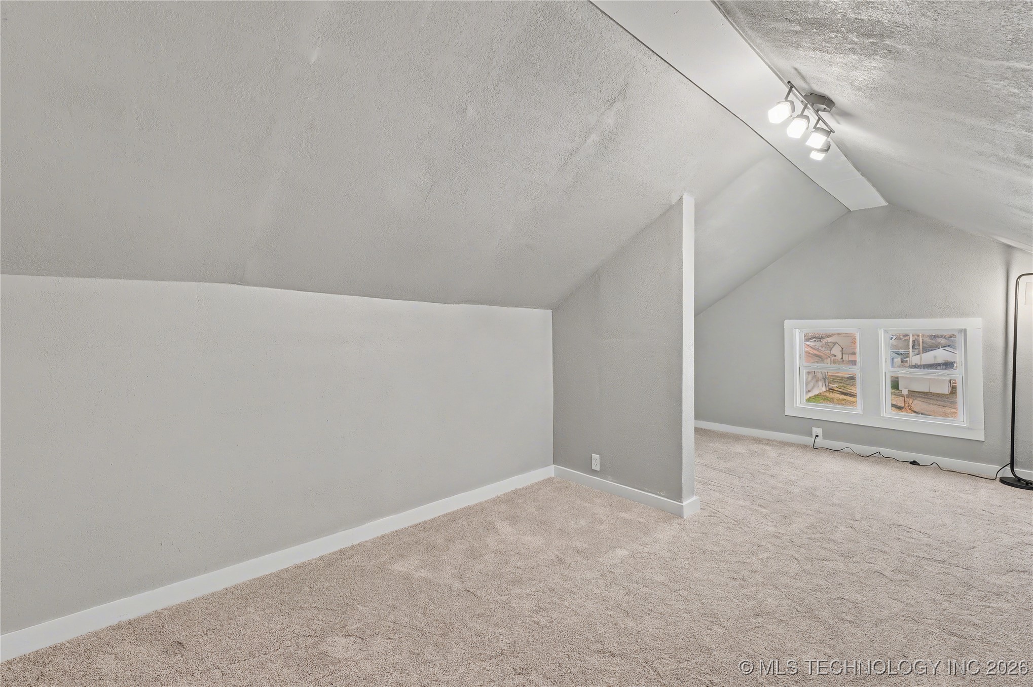 500 N C. Avenue Property Photo 22