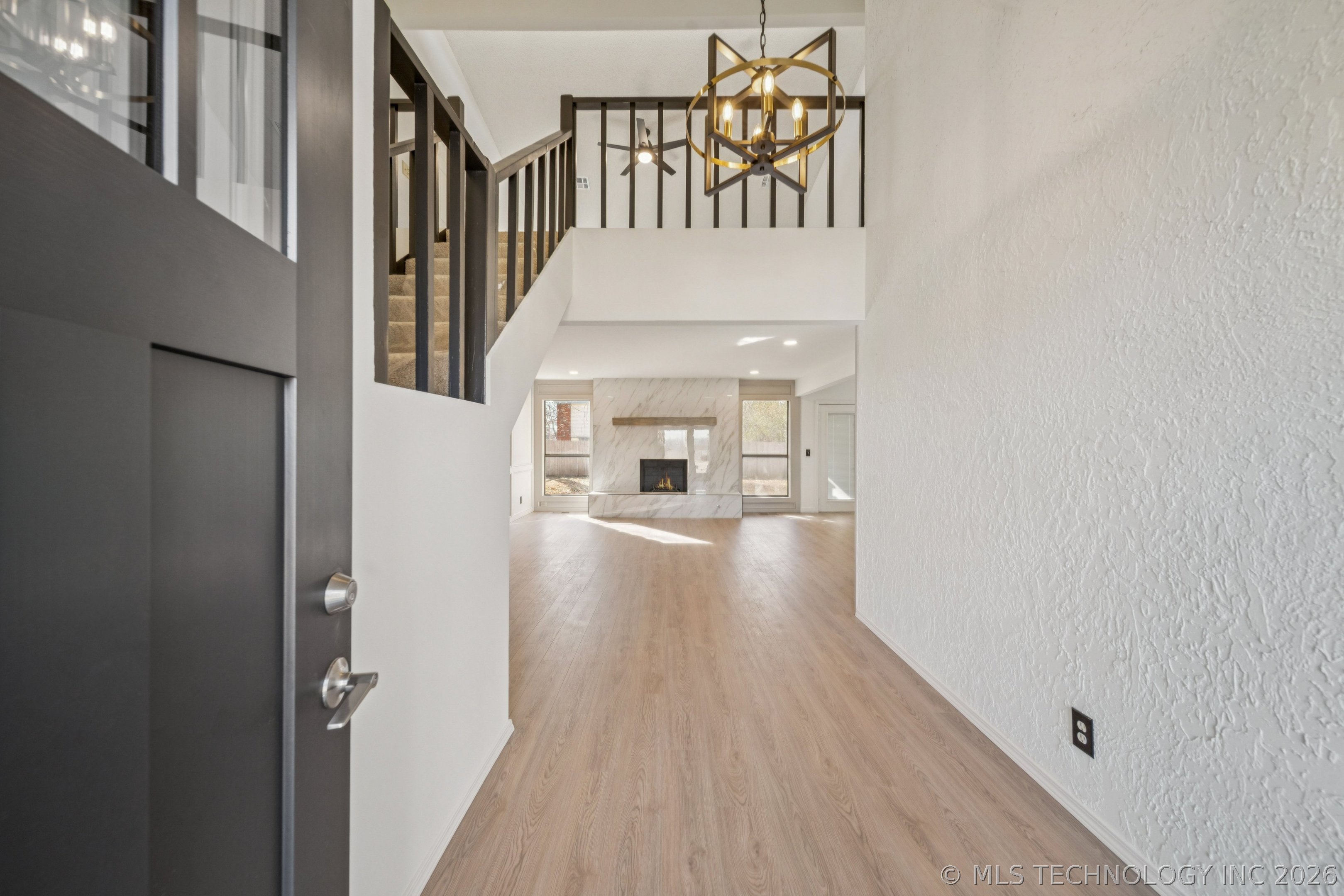 909 W Albuquerque Street Property Photo 3