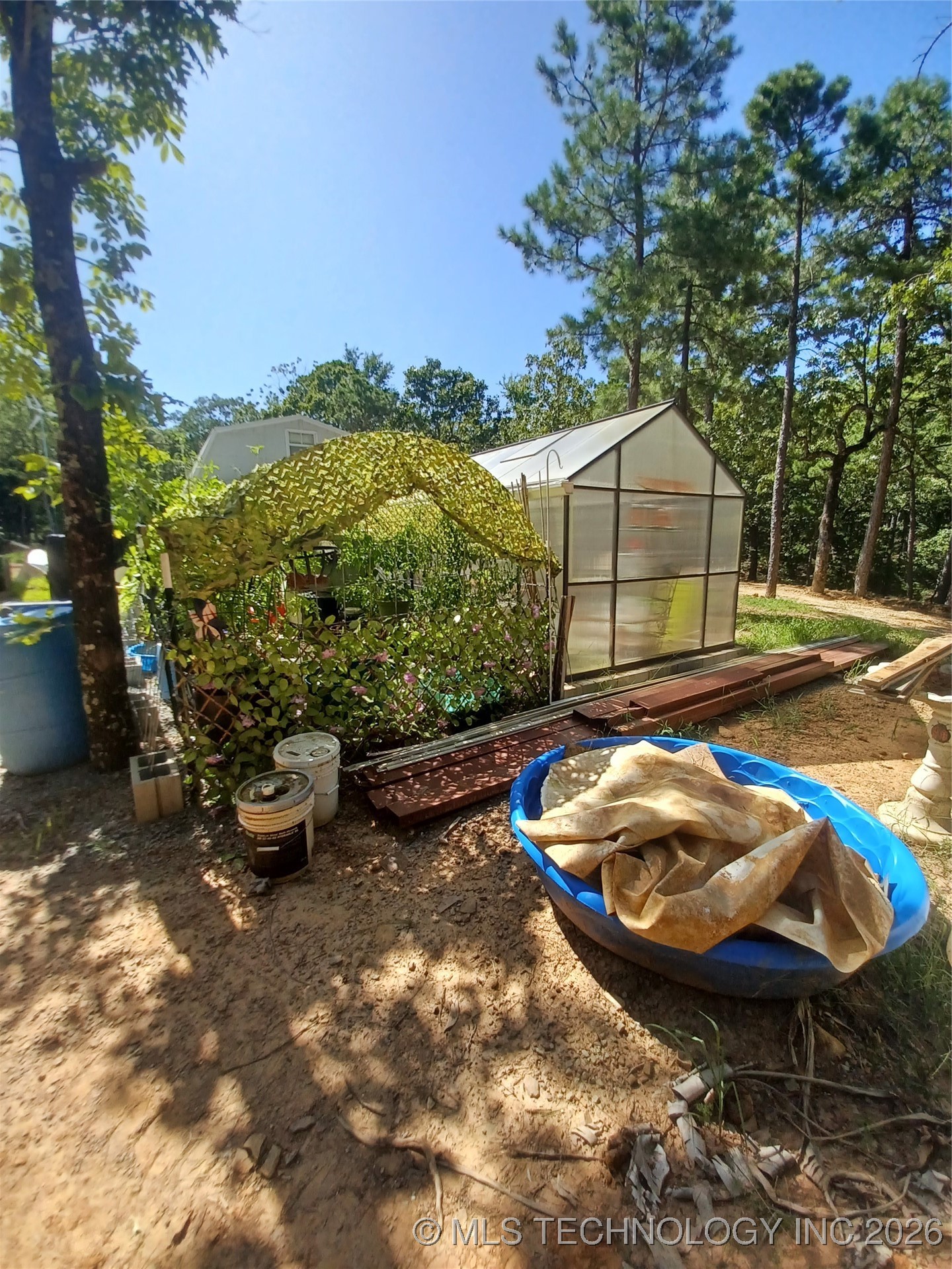 31548 4450 Property Photo 37