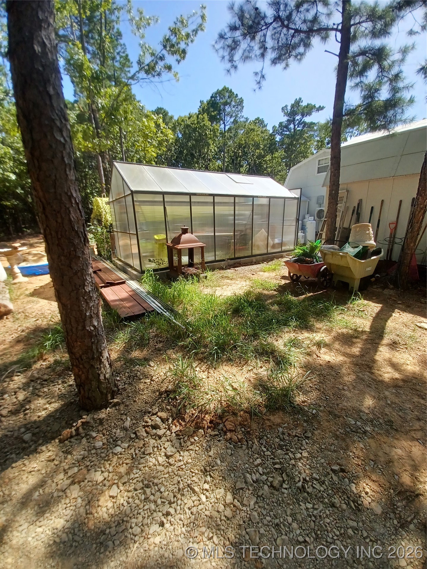 31548 4450 Property Photo 41