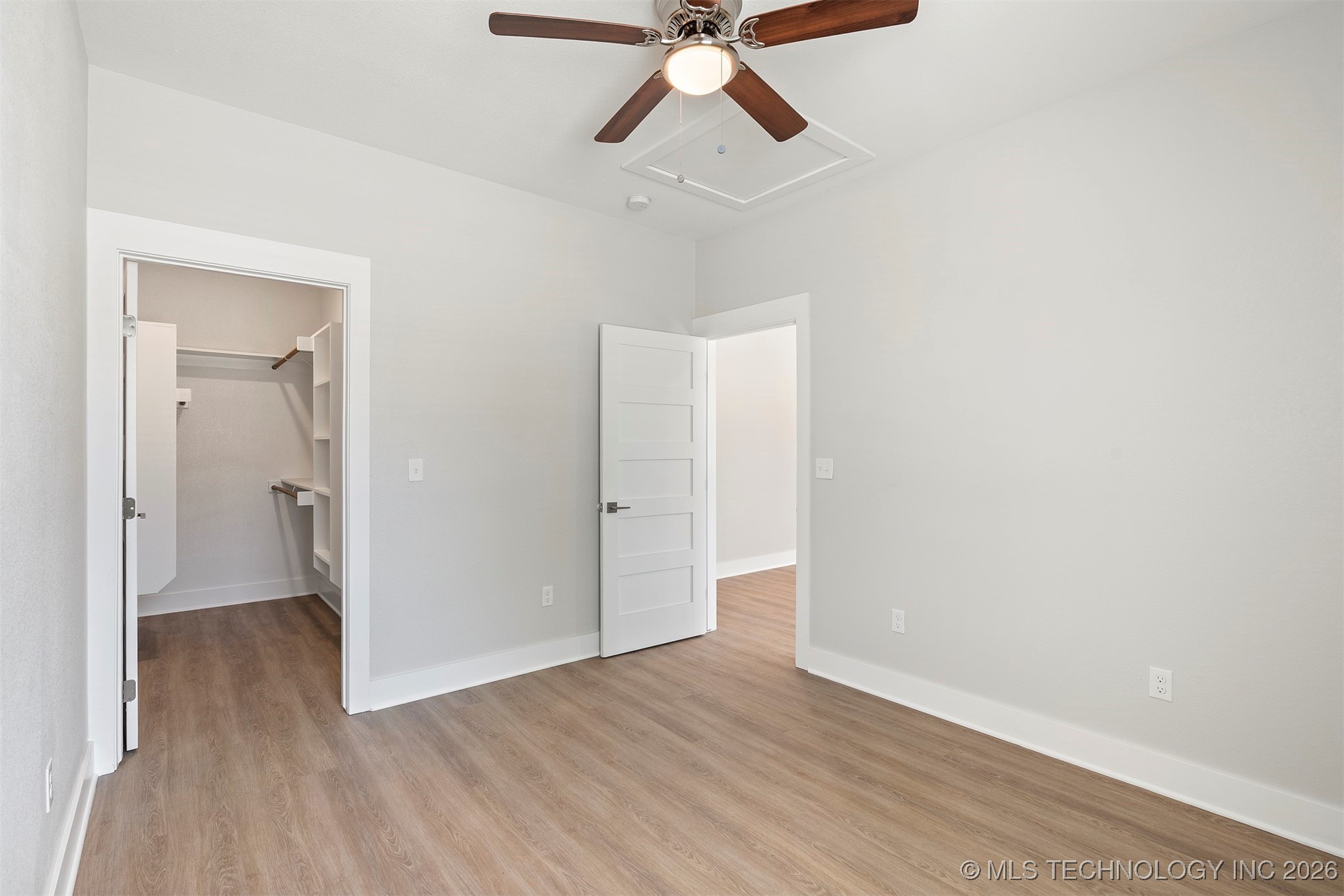 216 W Mccurtain Property Photo 54