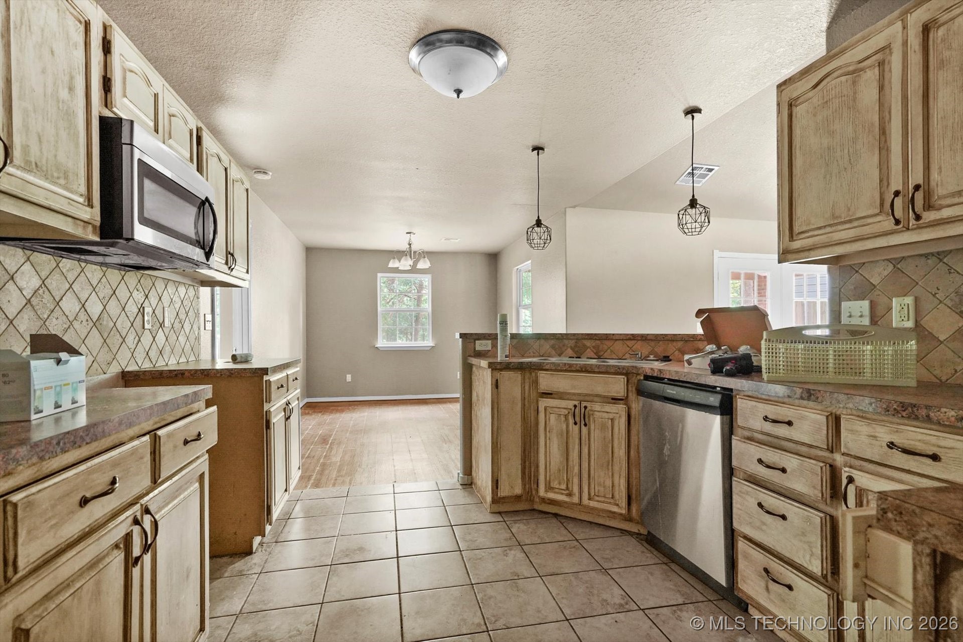 25025 S 4130 Road Property Photo 10