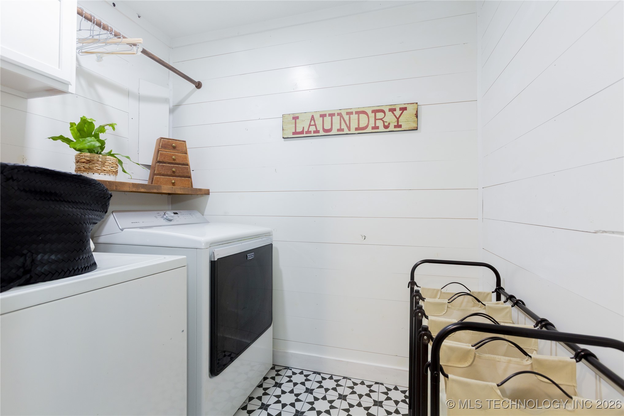 5040 E Creek Street Property Photo 13