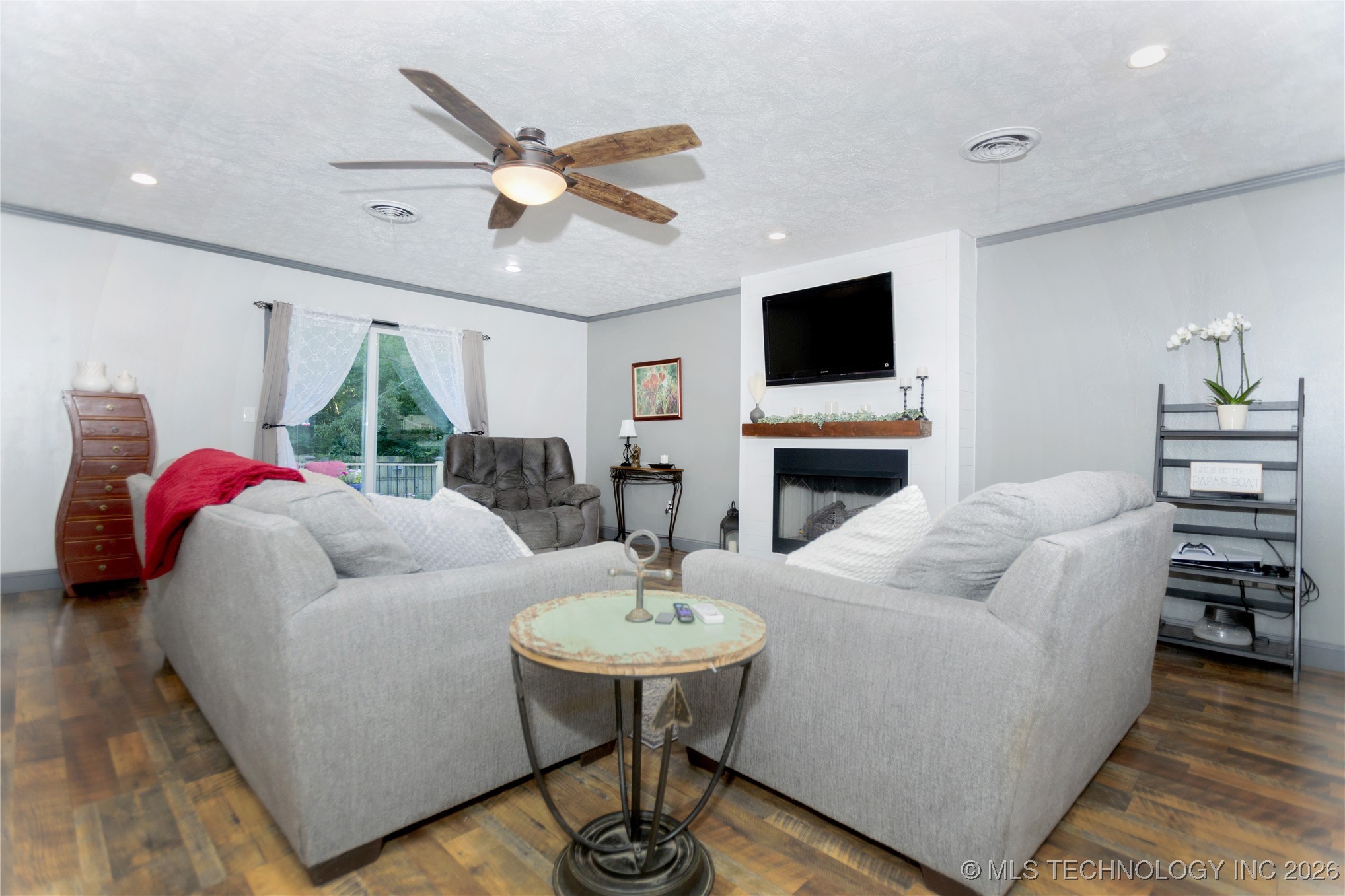 5040 E Creek Street Property Photo 14