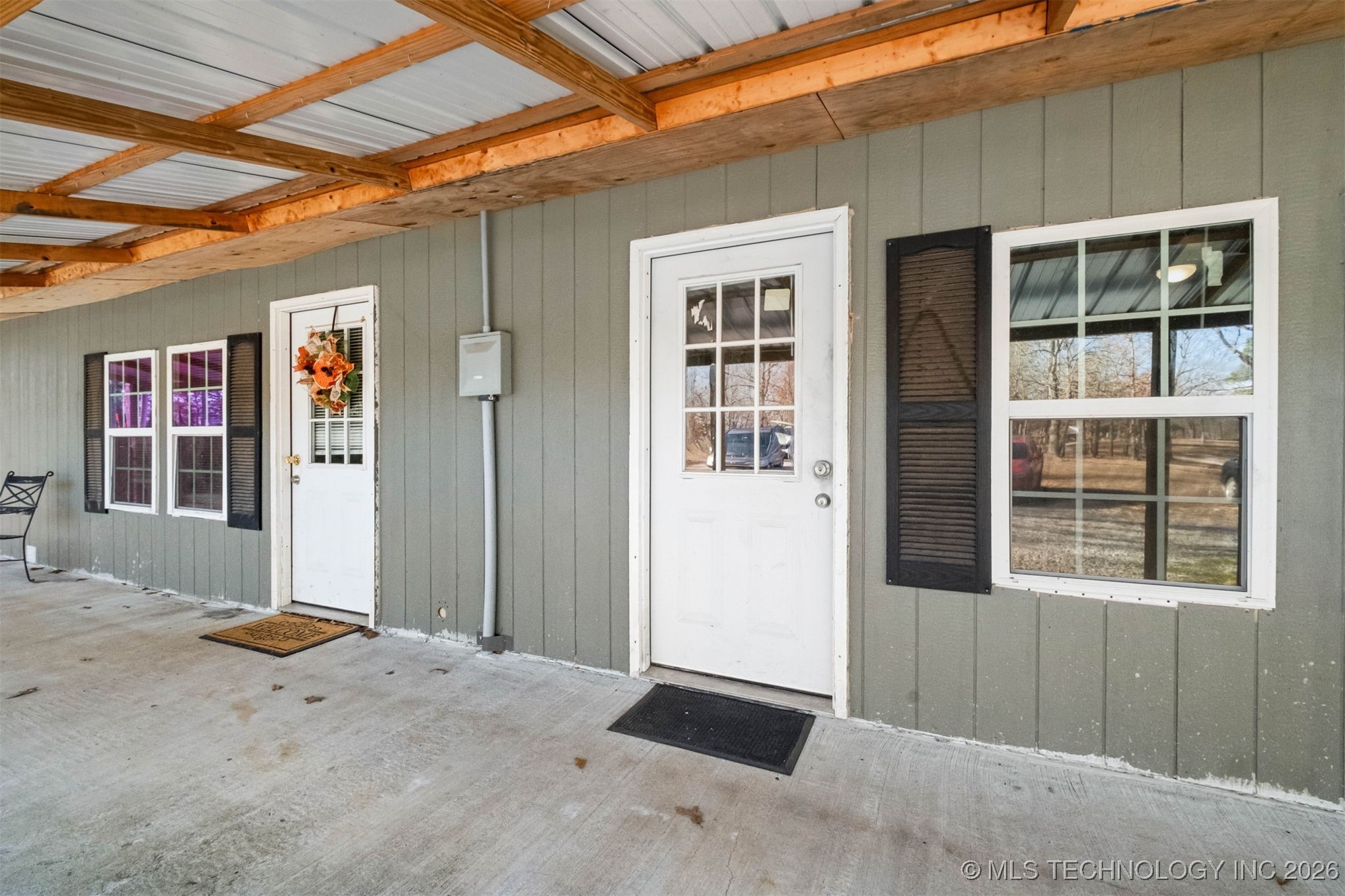 470484 E 723 Road Property Photo 4