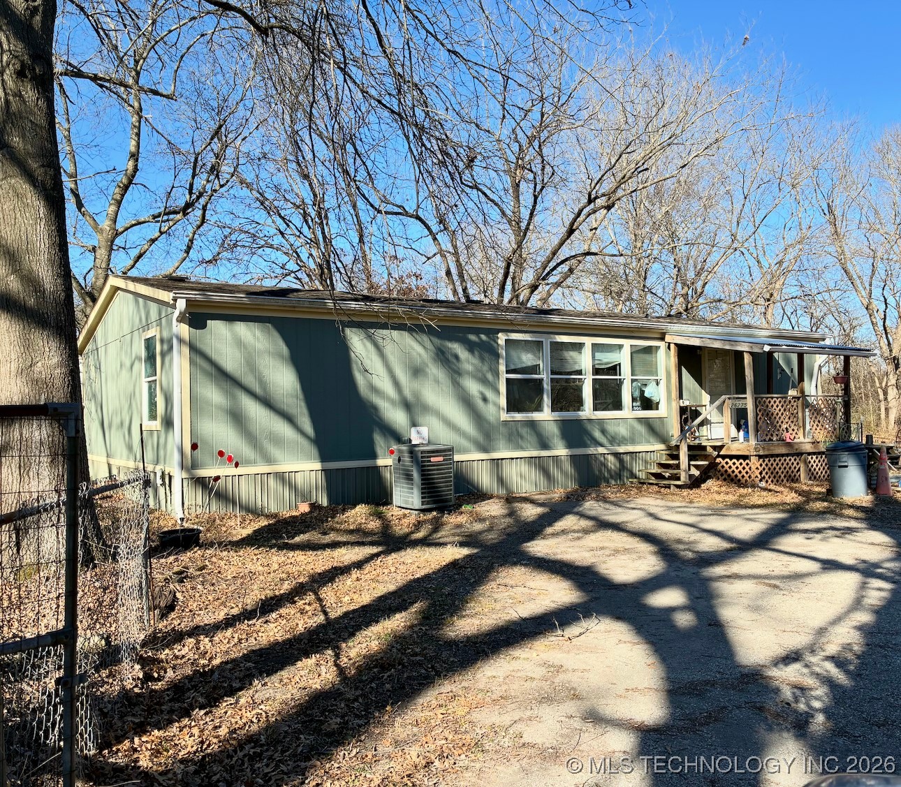 26275 E 16th Street Property Photo 1