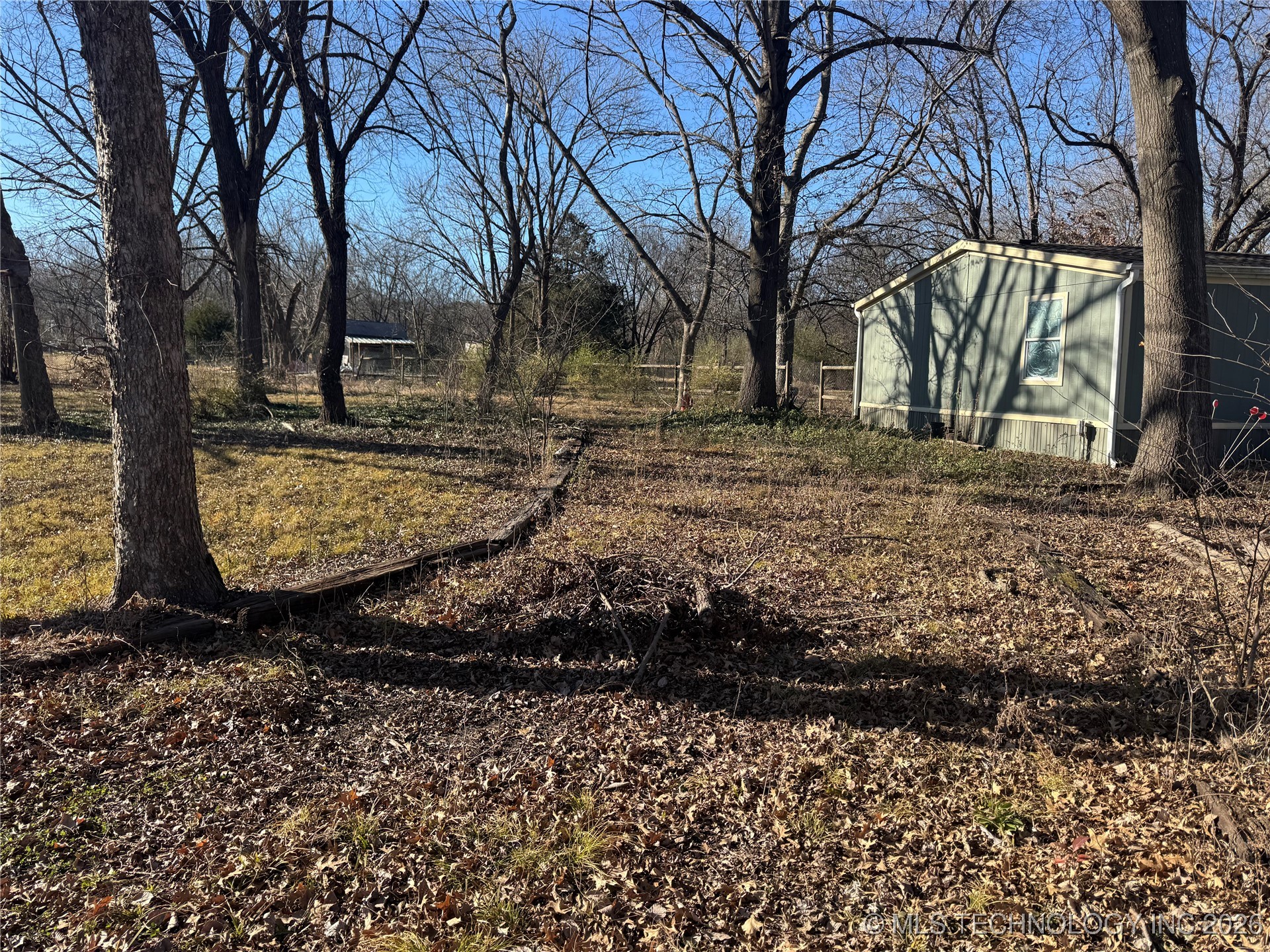 26275 E 16th Street Property Photo 4