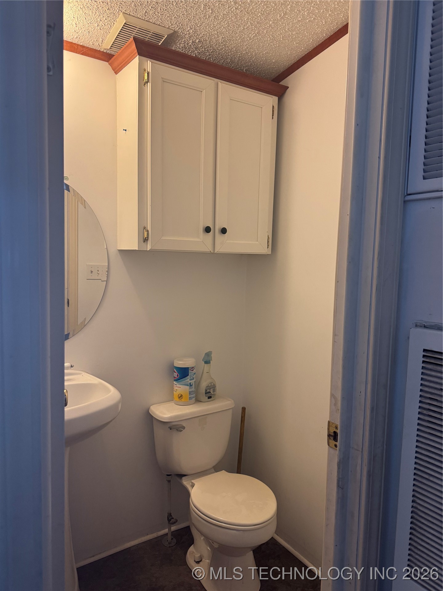 26275 E 16th Street Property Photo 14