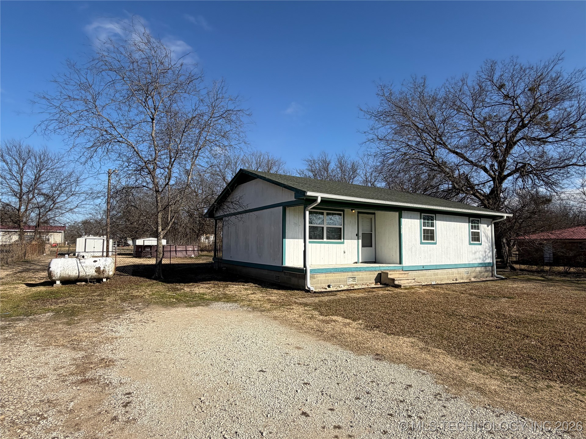 402 Elm Property Photo 4