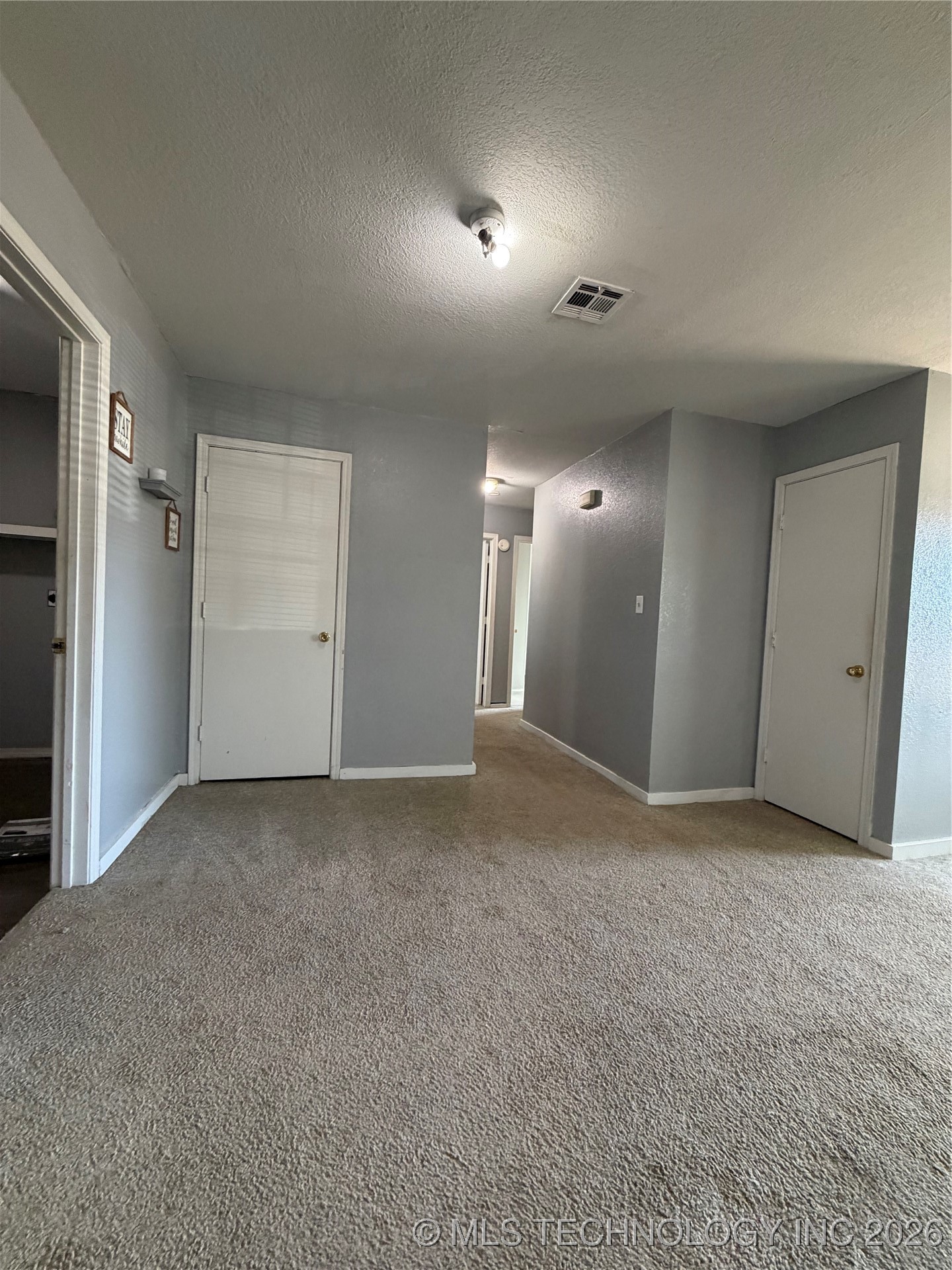 402 Elm Property Photo 8