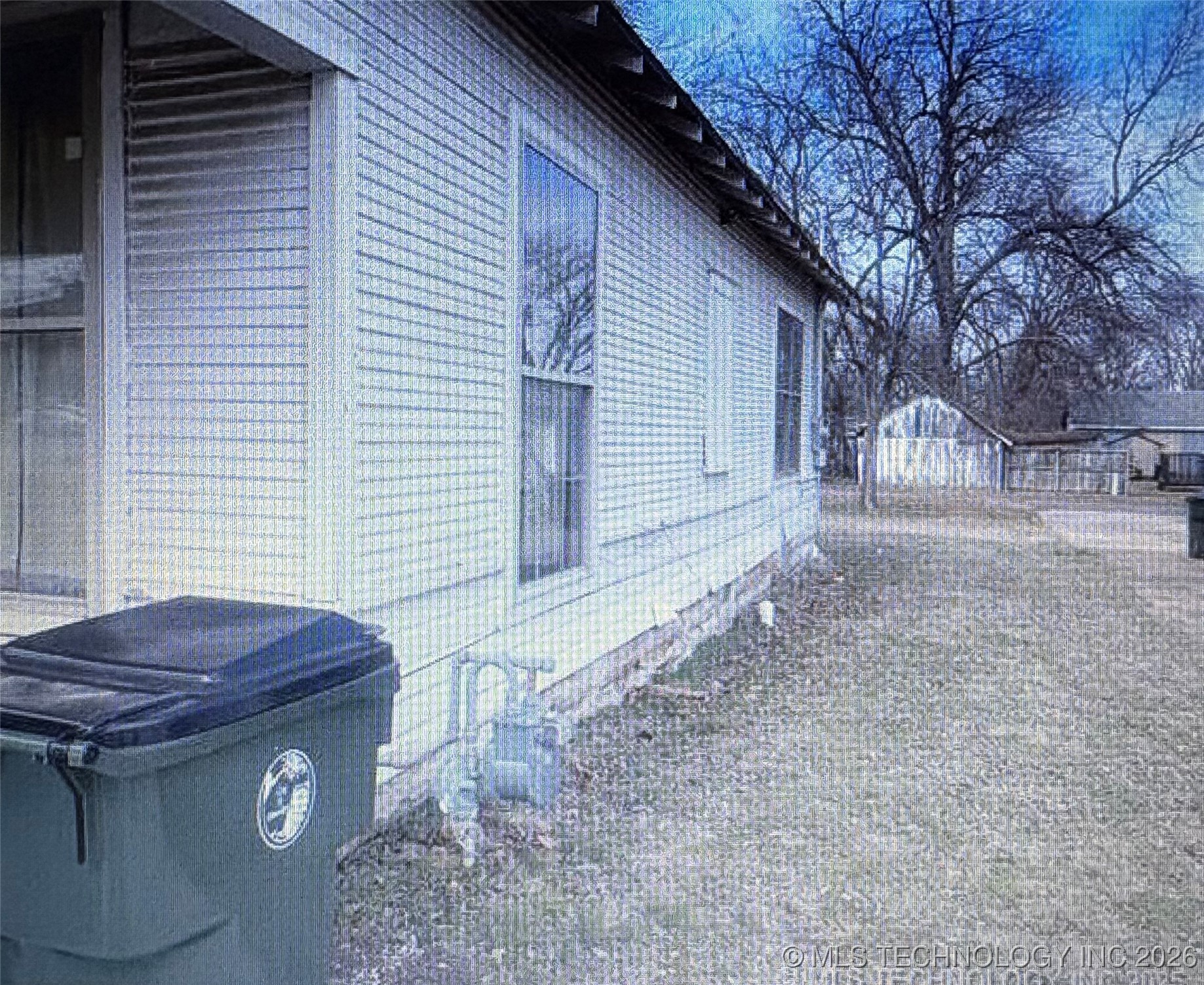 105 E 3rd Street Property Photo 2