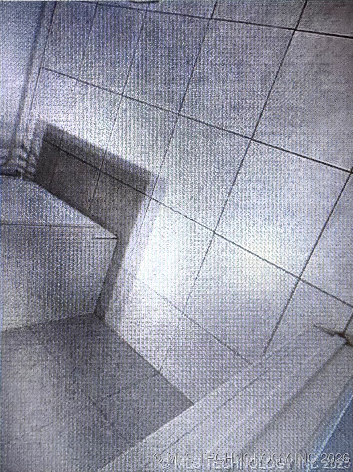 105 E 3rd Street Property Photo 14