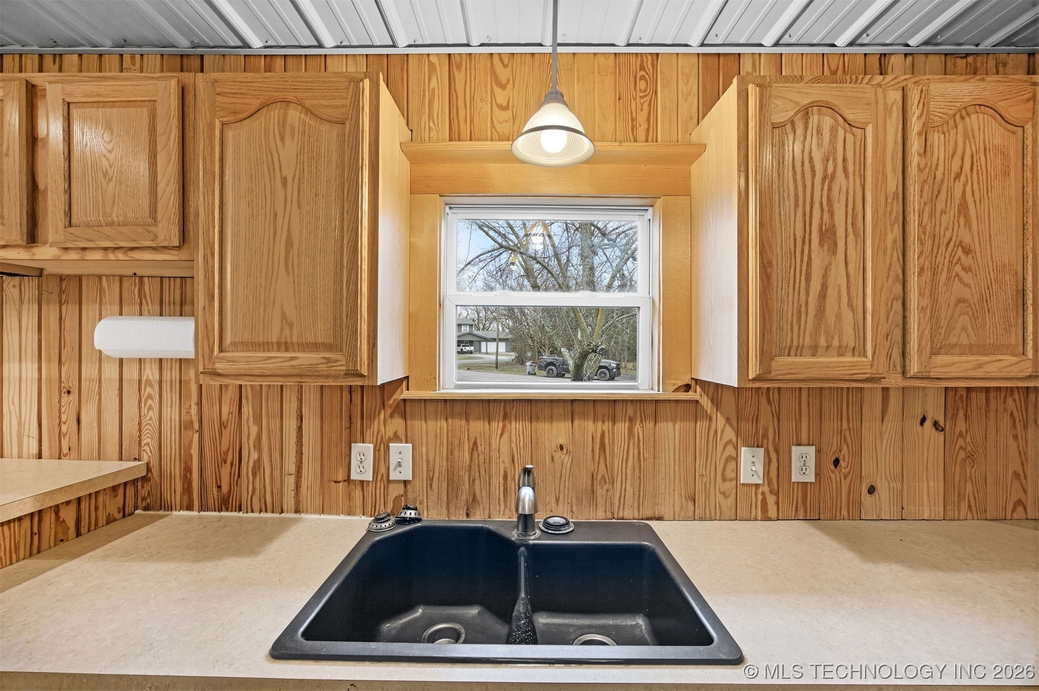 107 E Sequoyah Street Property Photo 11