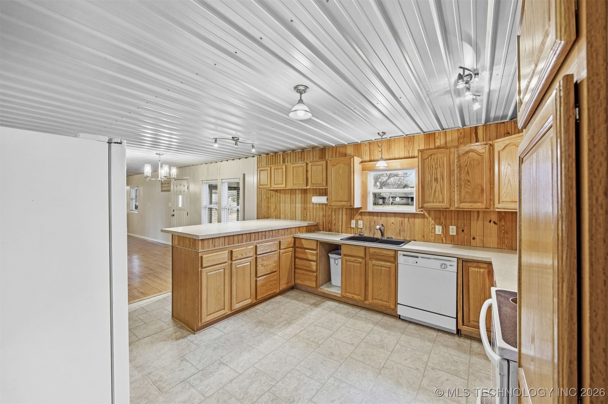 107 E Sequoyah Street Property Photo 14