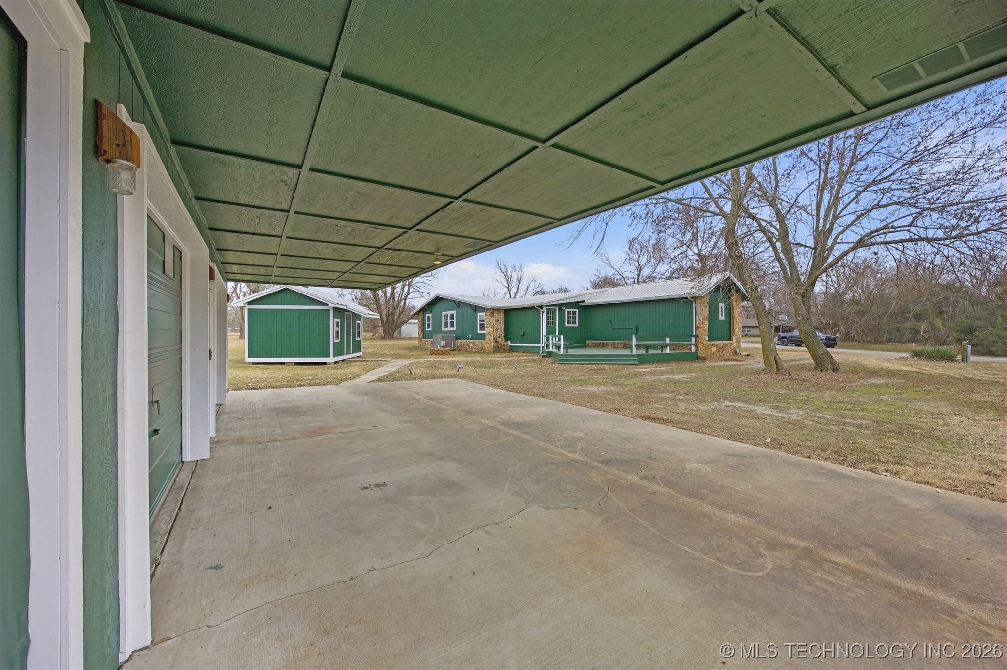 107 E Sequoyah Street Property Photo 38