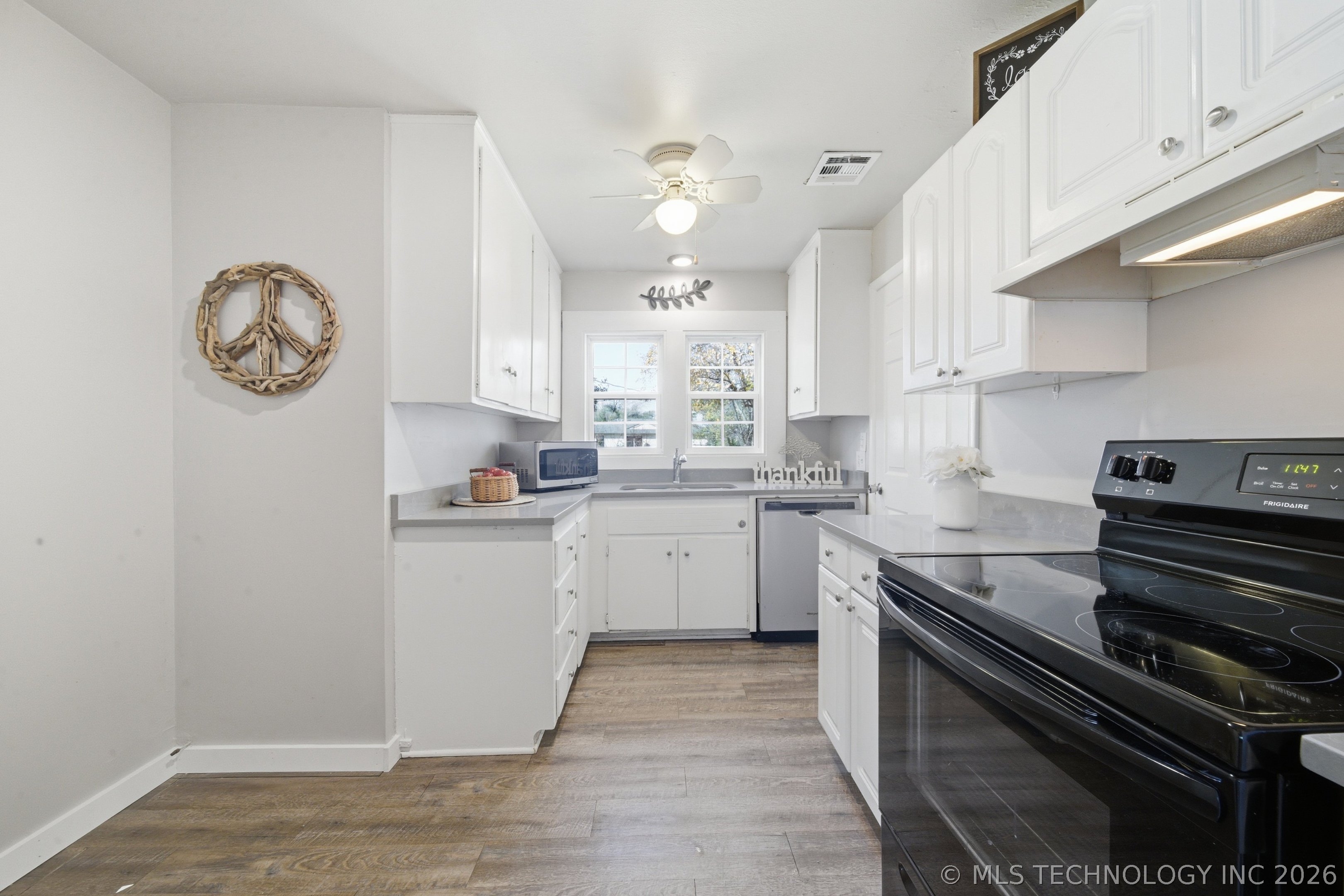 802 N Birch Street Property Photo 12