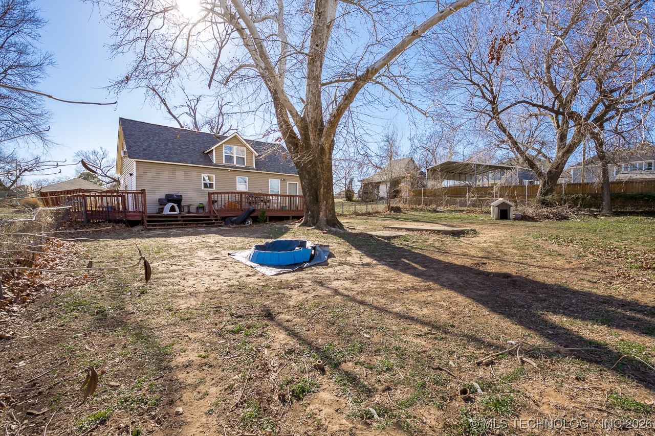 112 W First Street Property Photo 18