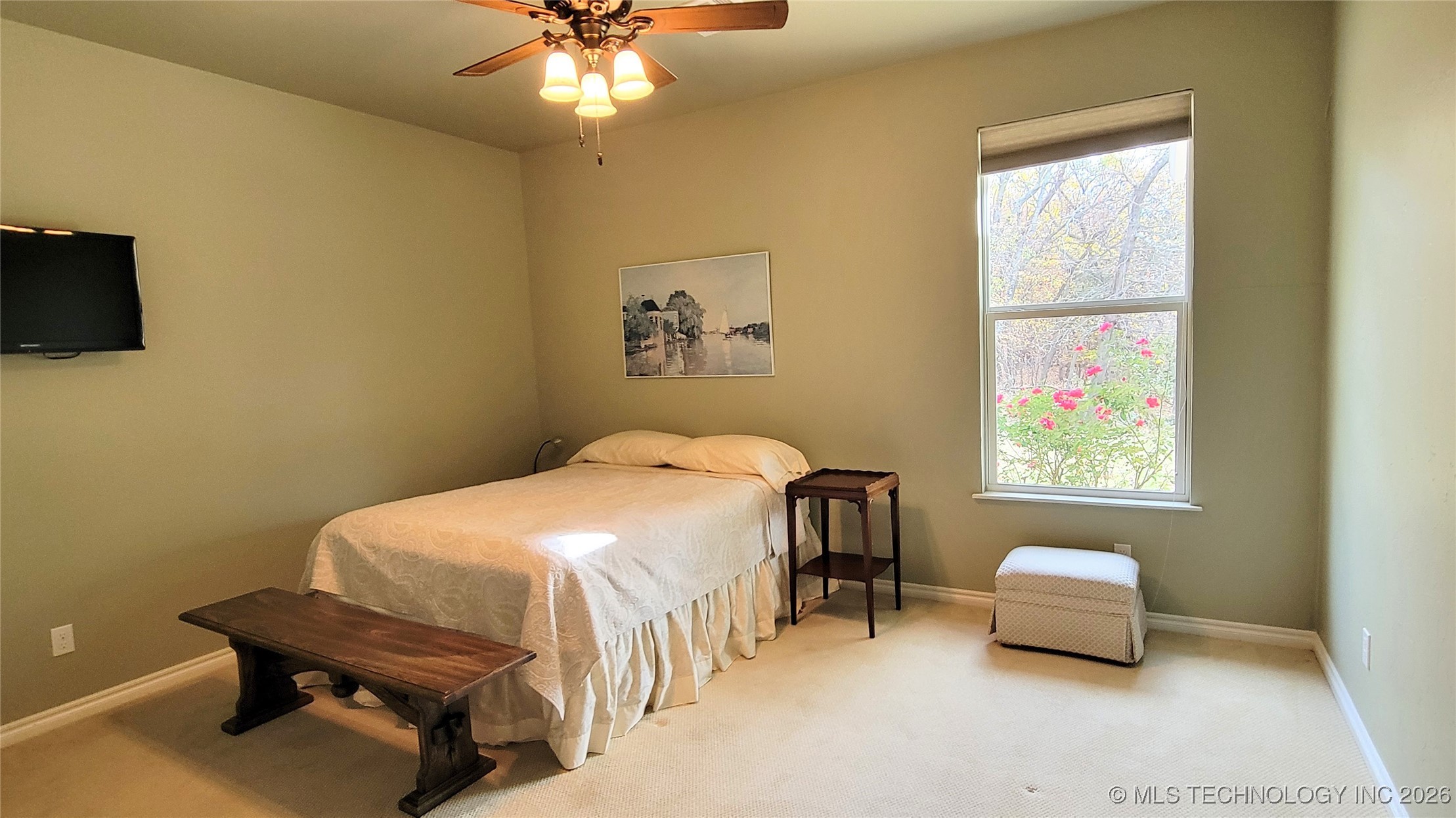 2407 E 18th Property Photo 37