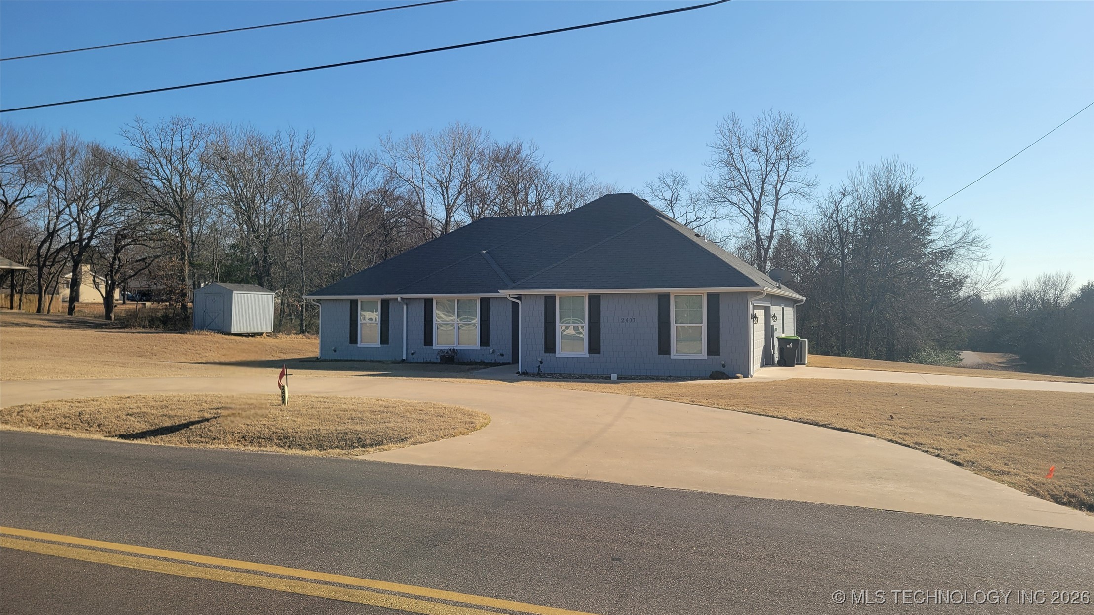 2407 E 18th Property Photo 42