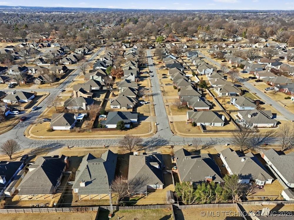 11523 S 105th Avenue E Property Photo 52