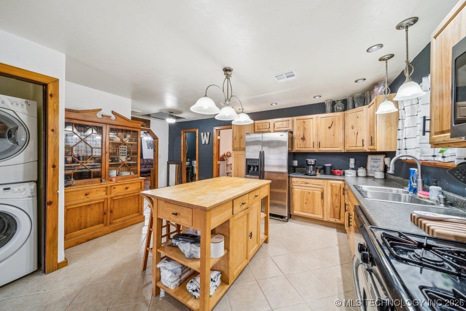 396 Cherokee Lane Property Photo 11