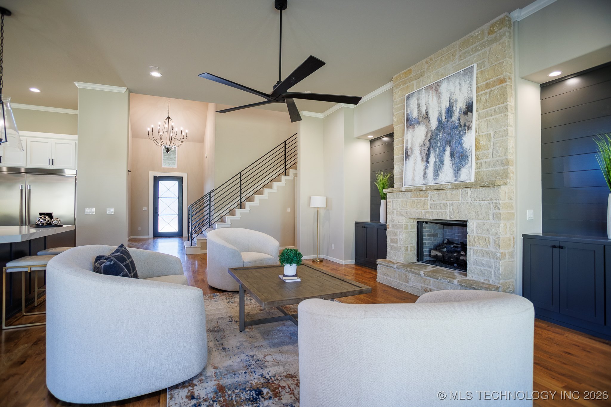 11260 S Fir Avenue Property Photo 7