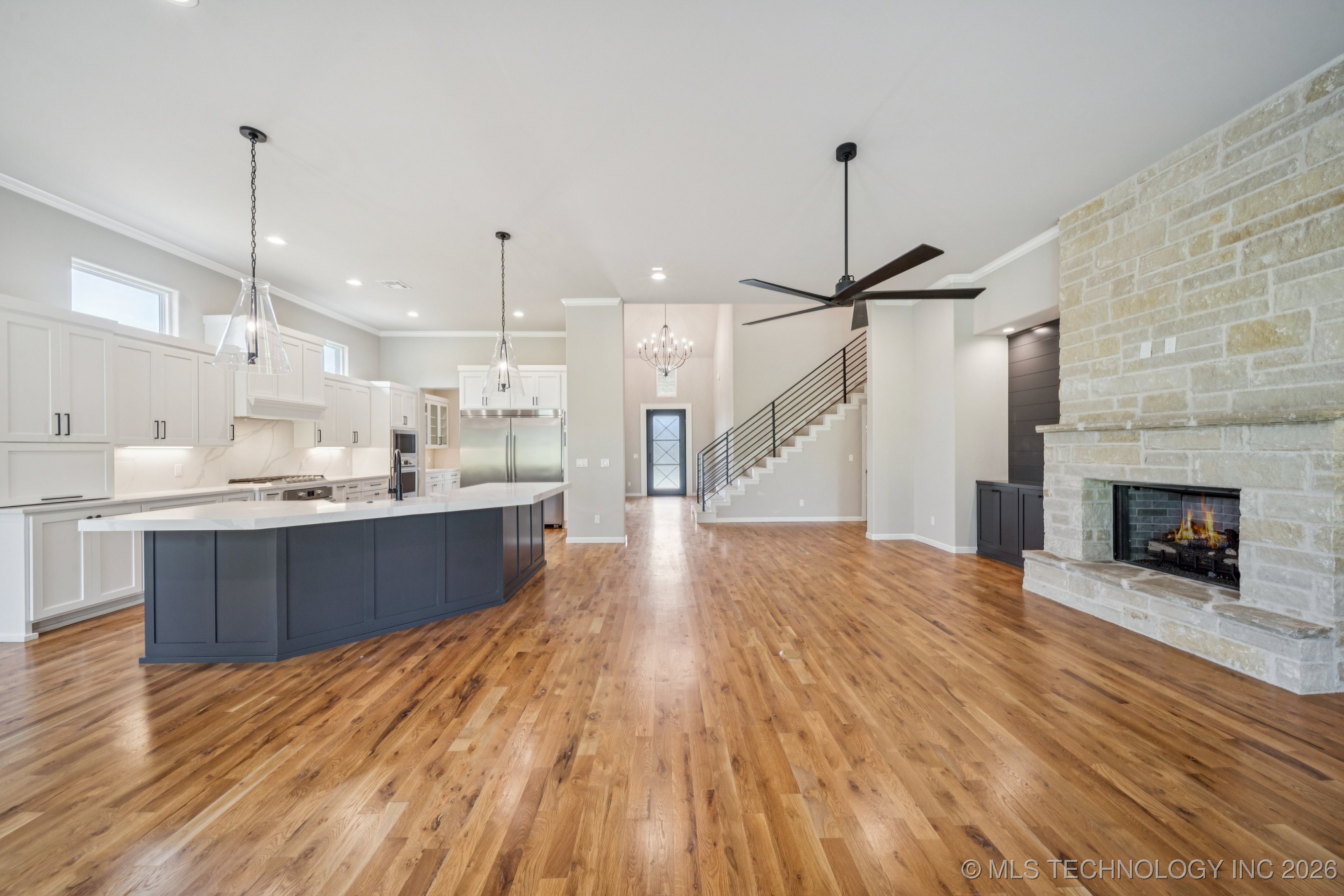 11260 S Fir Avenue Property Photo 13