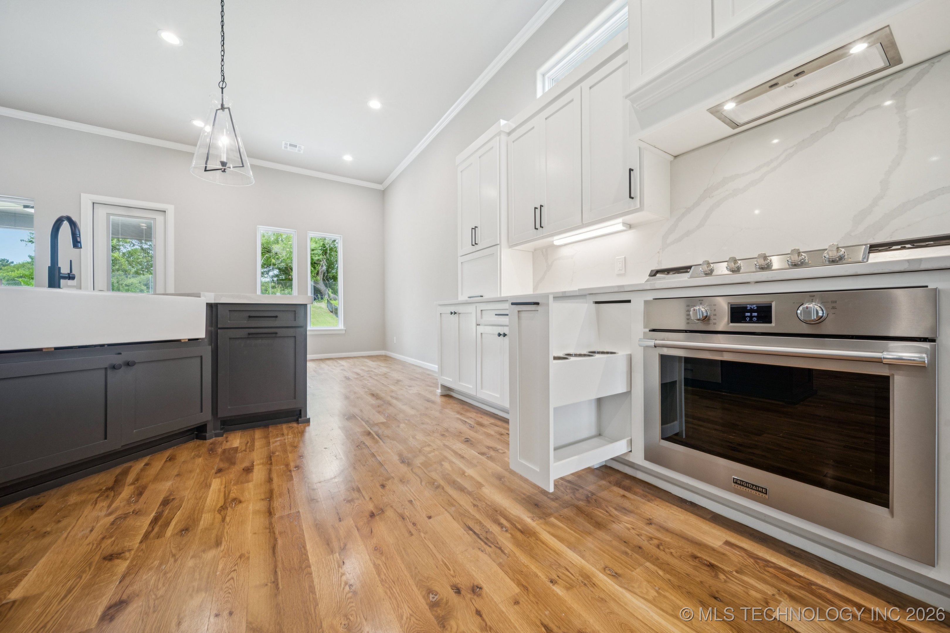 11260 S Fir Avenue Property Photo 20