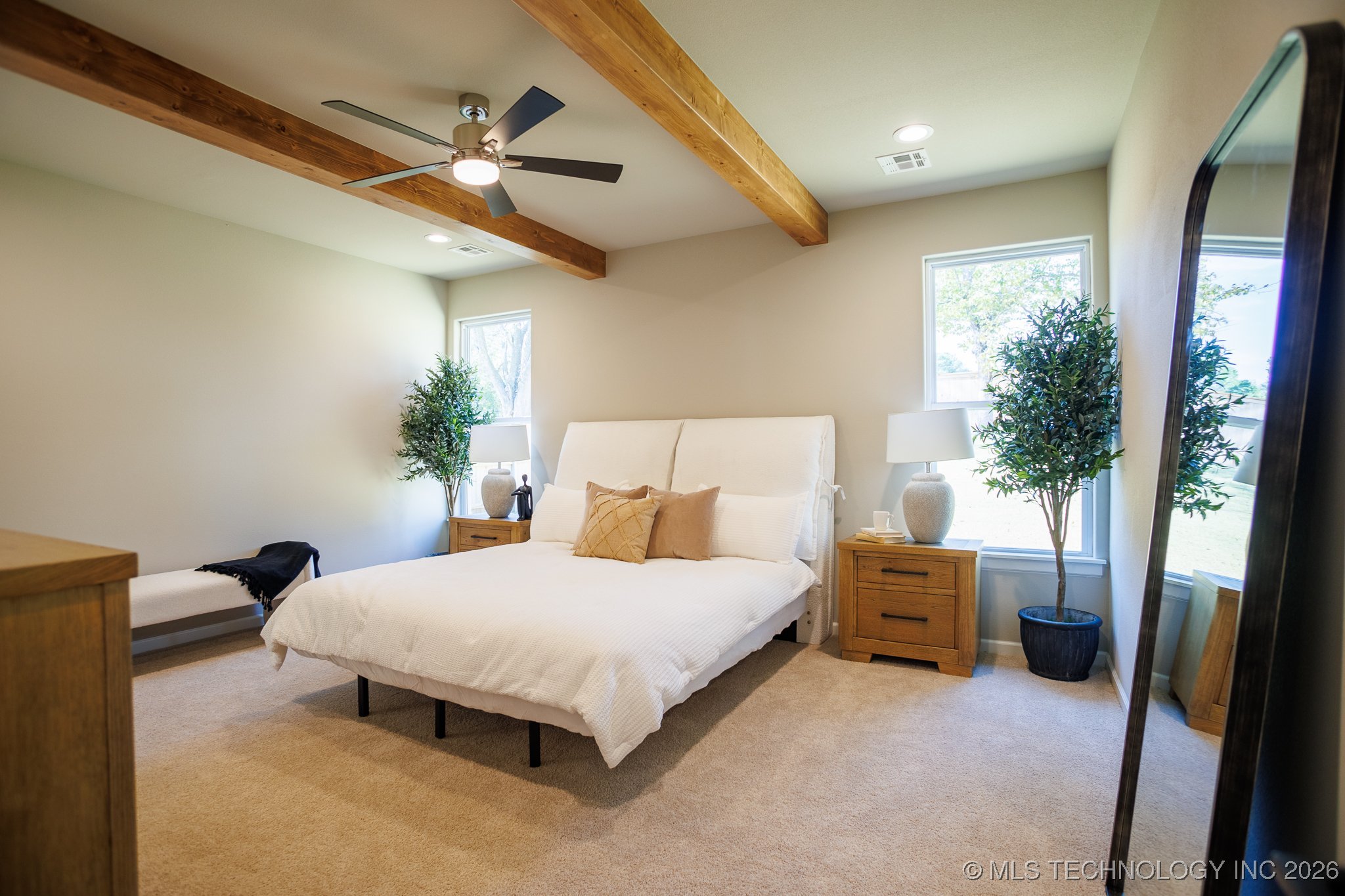 11260 S Fir Avenue Property Photo 23