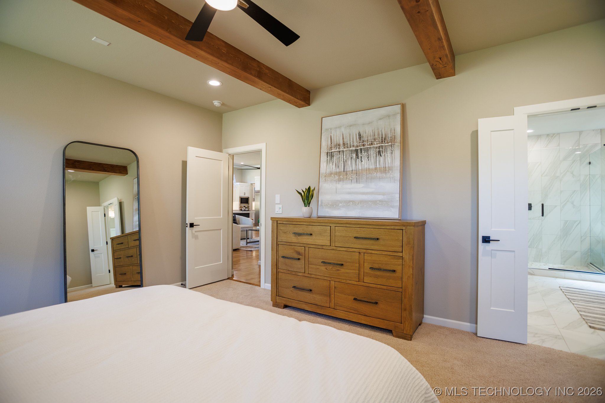 11260 S Fir Avenue Property Photo 24