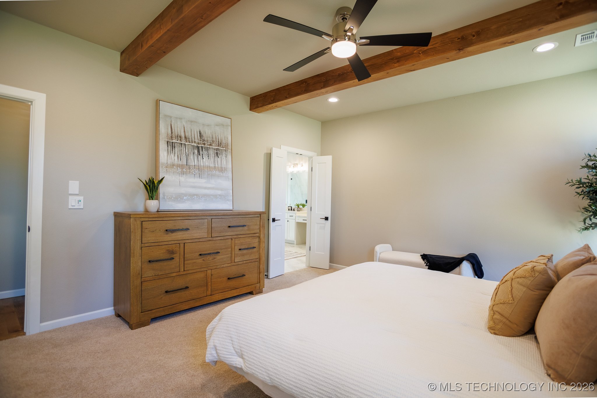 11260 S Fir Avenue Property Photo 25