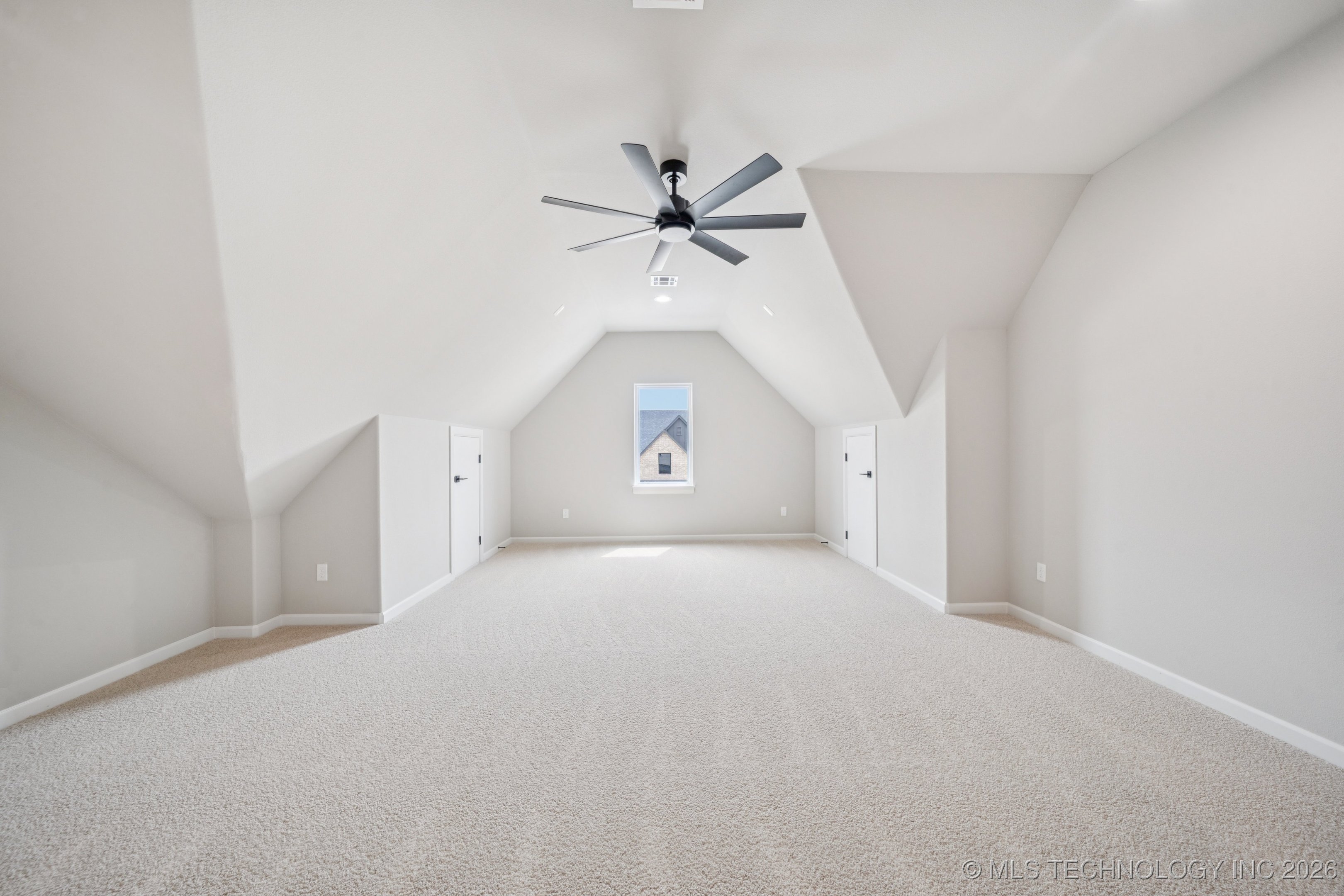 11260 S Fir Avenue Property Photo 35