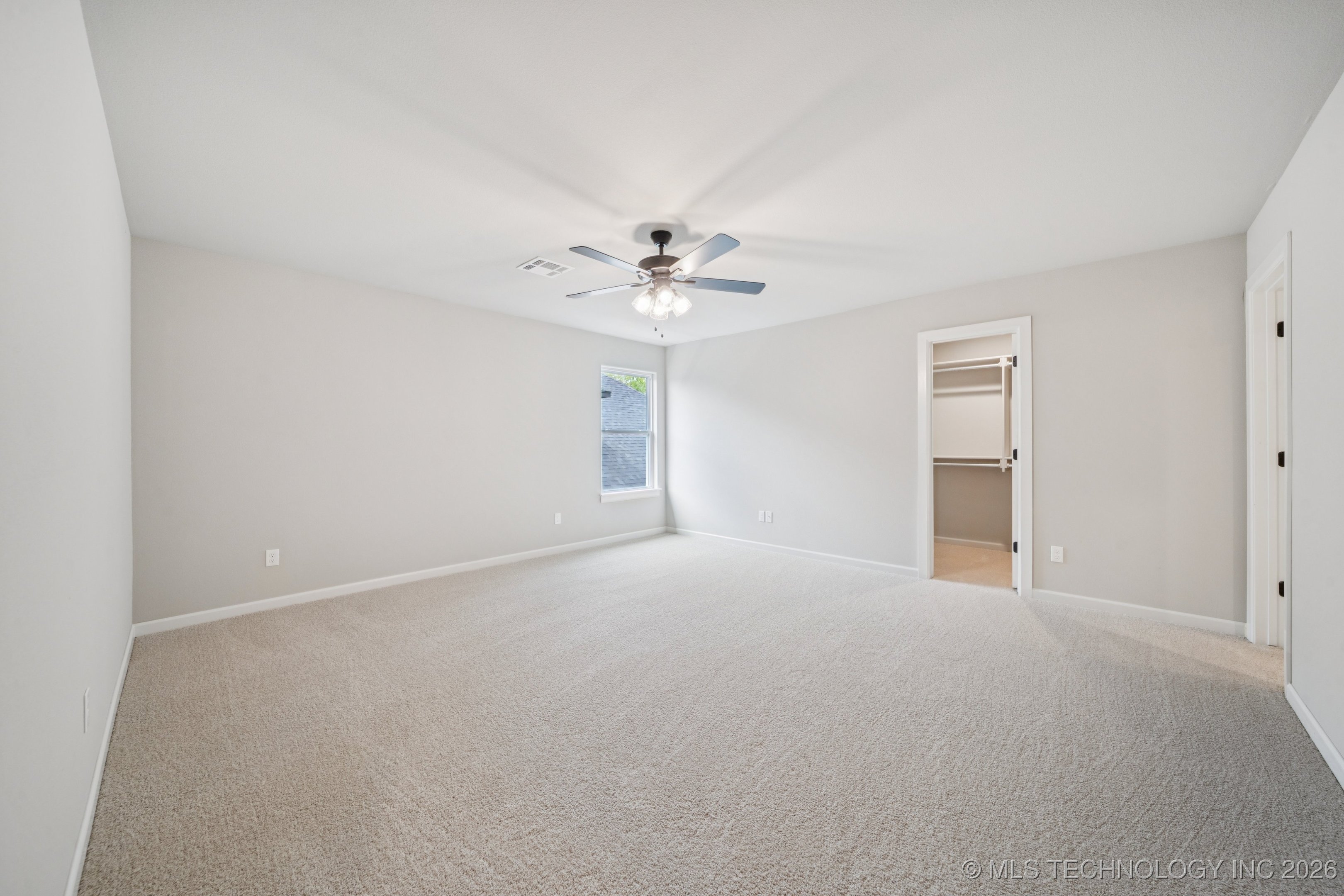 11260 S Fir Avenue Property Photo 36