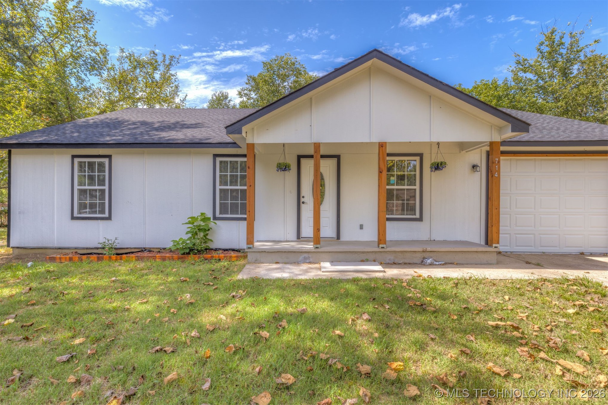 714 Cedar Lane Property Photo 4