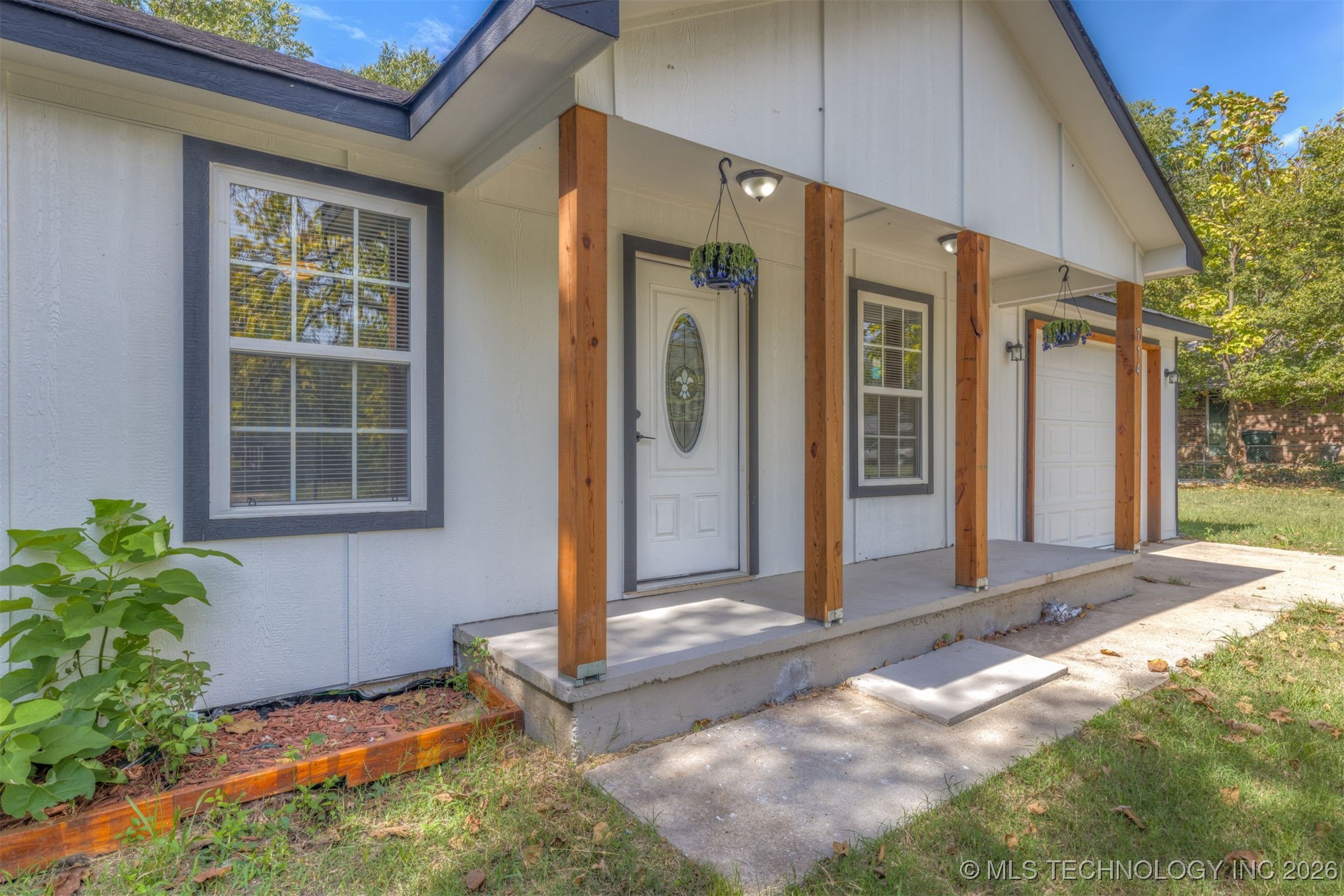 714 Cedar Lane Property Photo 6