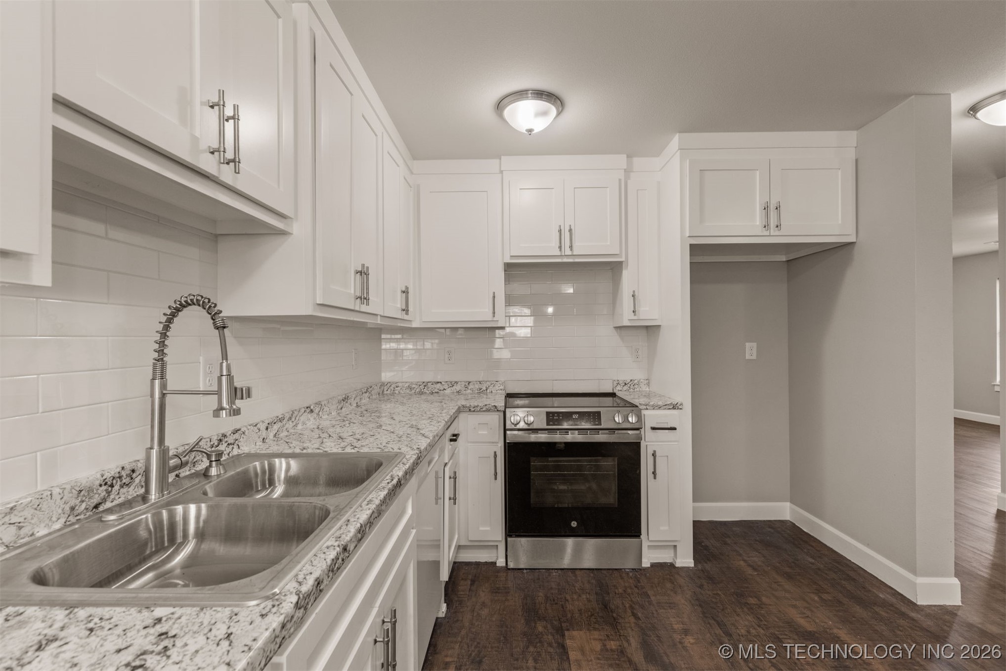 714 Cedar Lane Property Photo 12