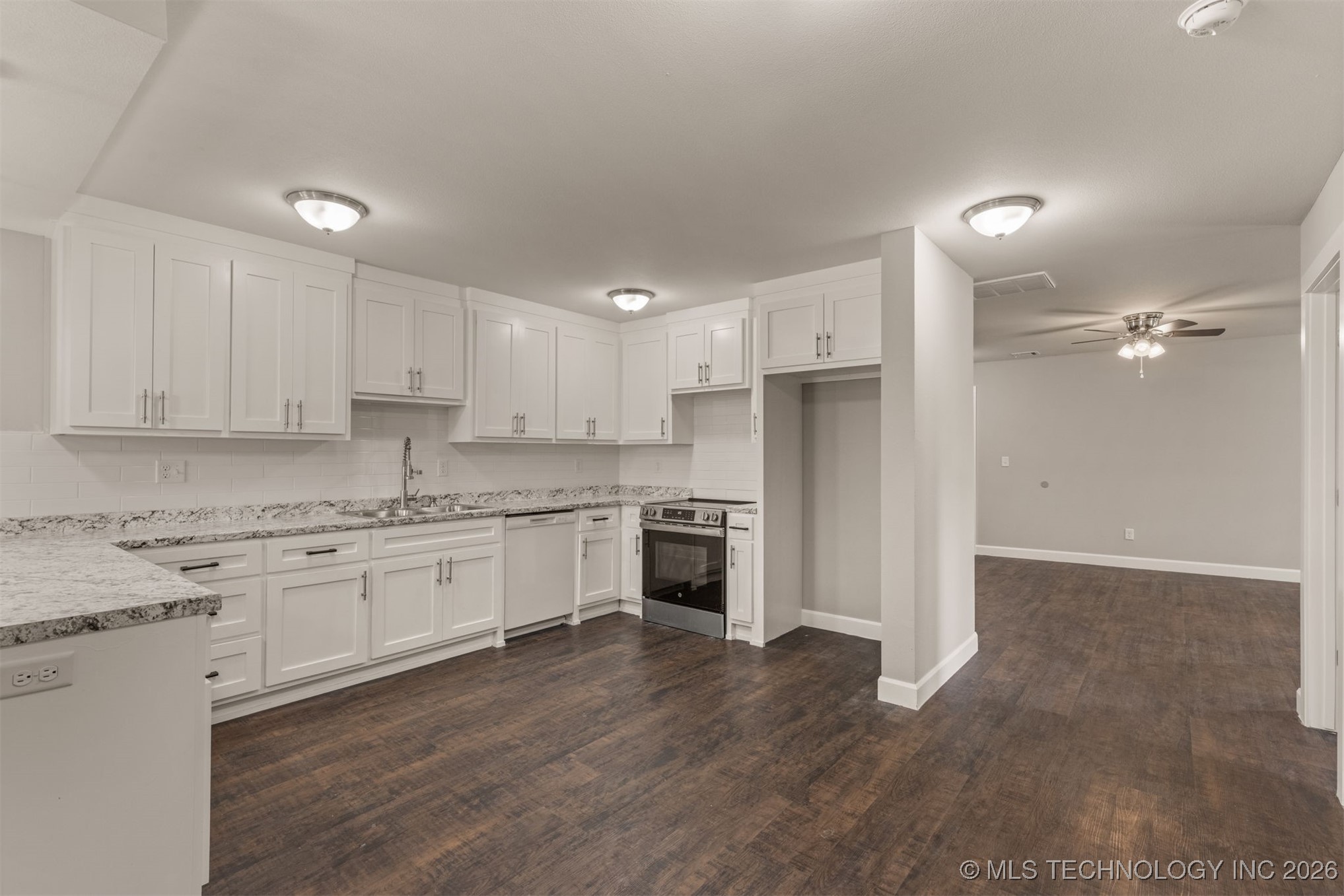 714 Cedar Lane Property Photo 14