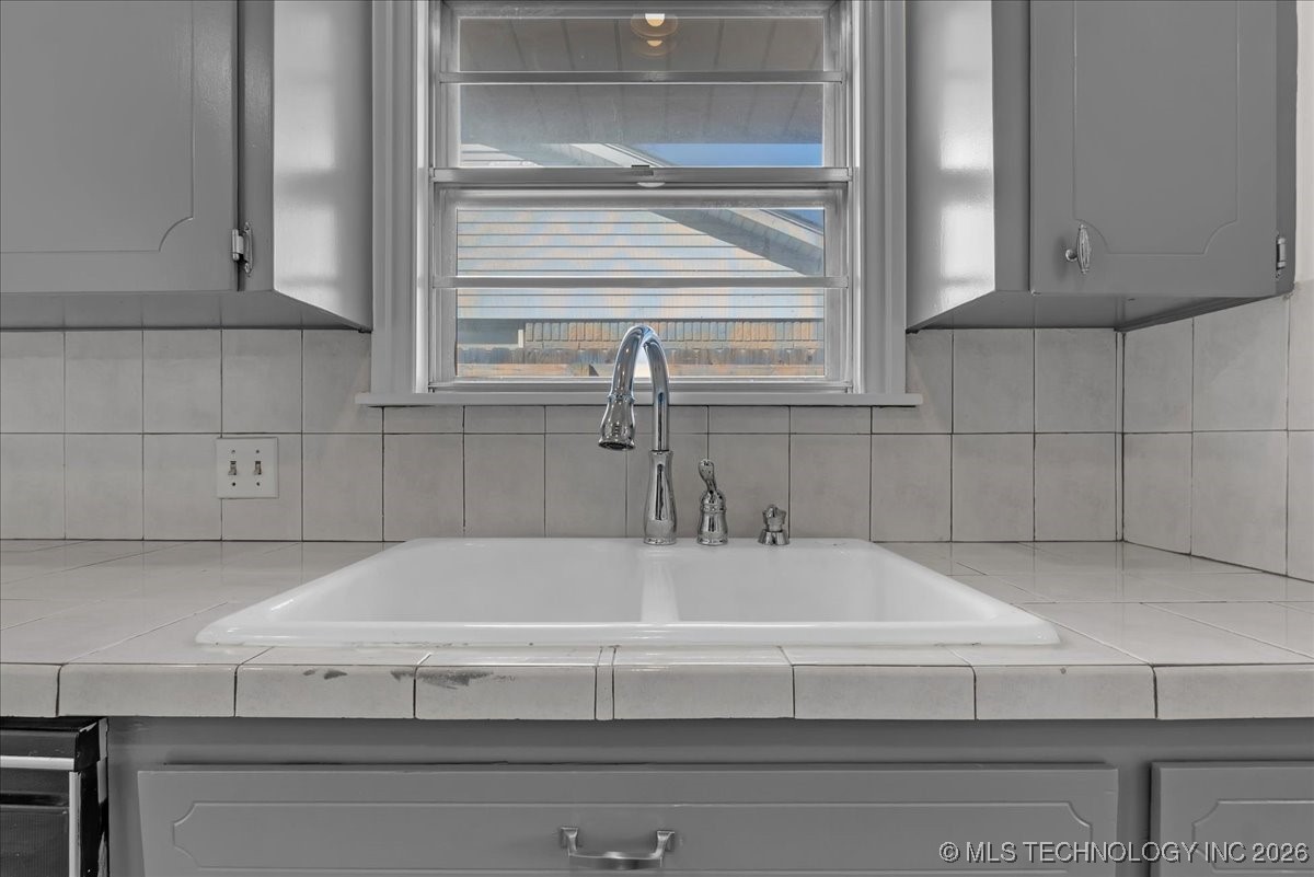 296 S 118th East Avenue Property Photo 12