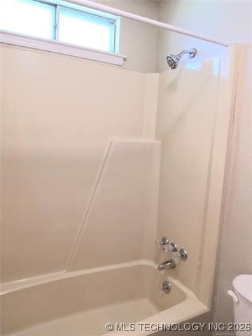 11727 N 103rd East Avenue Property Photo 14