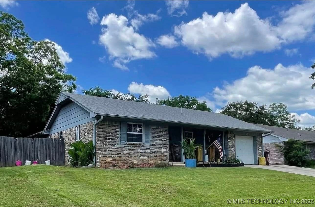 1715 Worley Street Property Photo 2